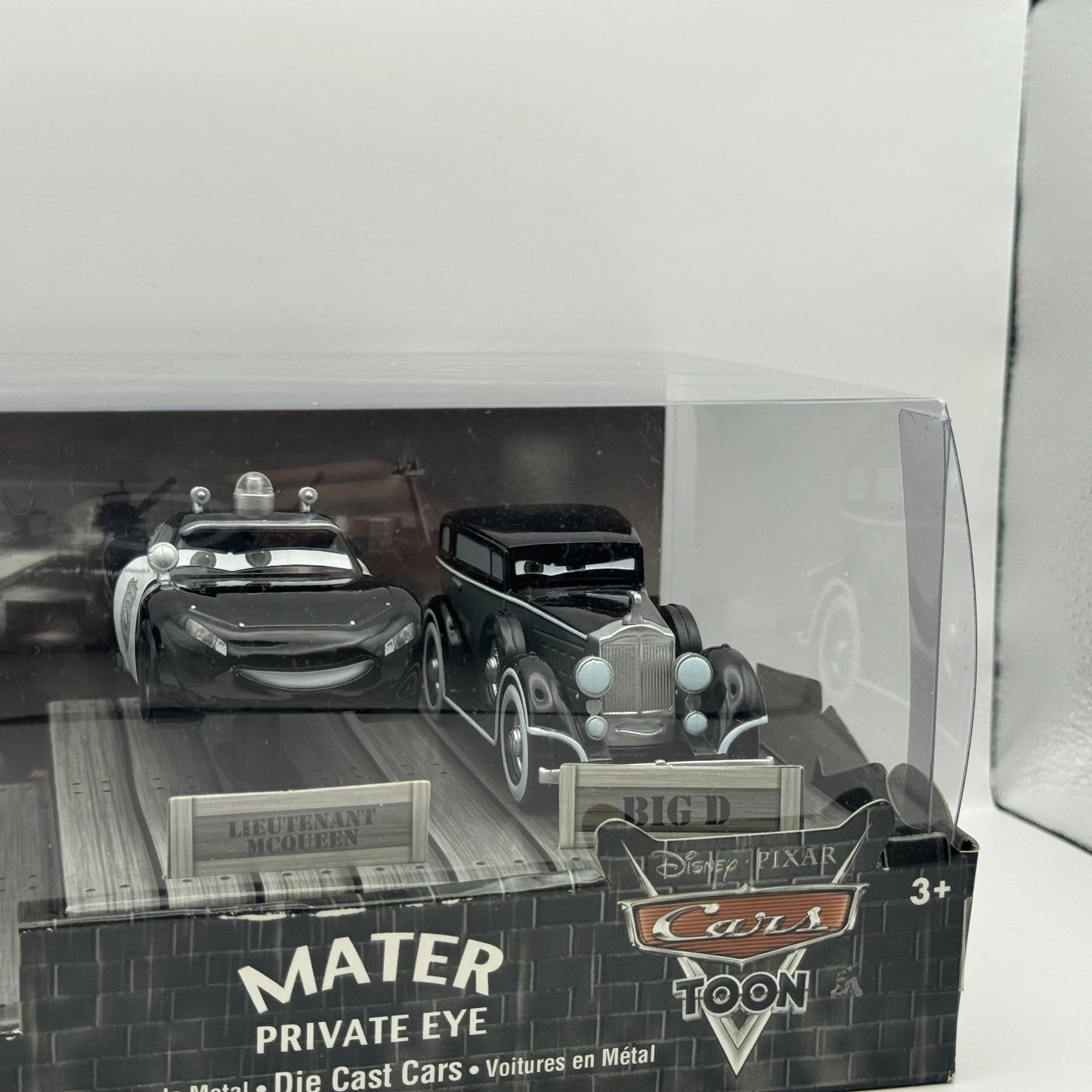 Disney Pixar Cars Toon - MATER PRIVATE EYE 3PK BIG D Disney Store - 1:43 Diecast