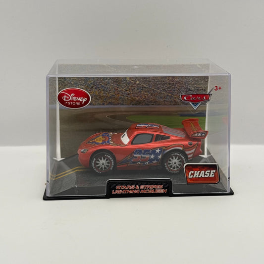 Disney Pixar Cars - USA STARS & STRIPES MCQUEEN FLAG Disney Store - 1:43 Diecast