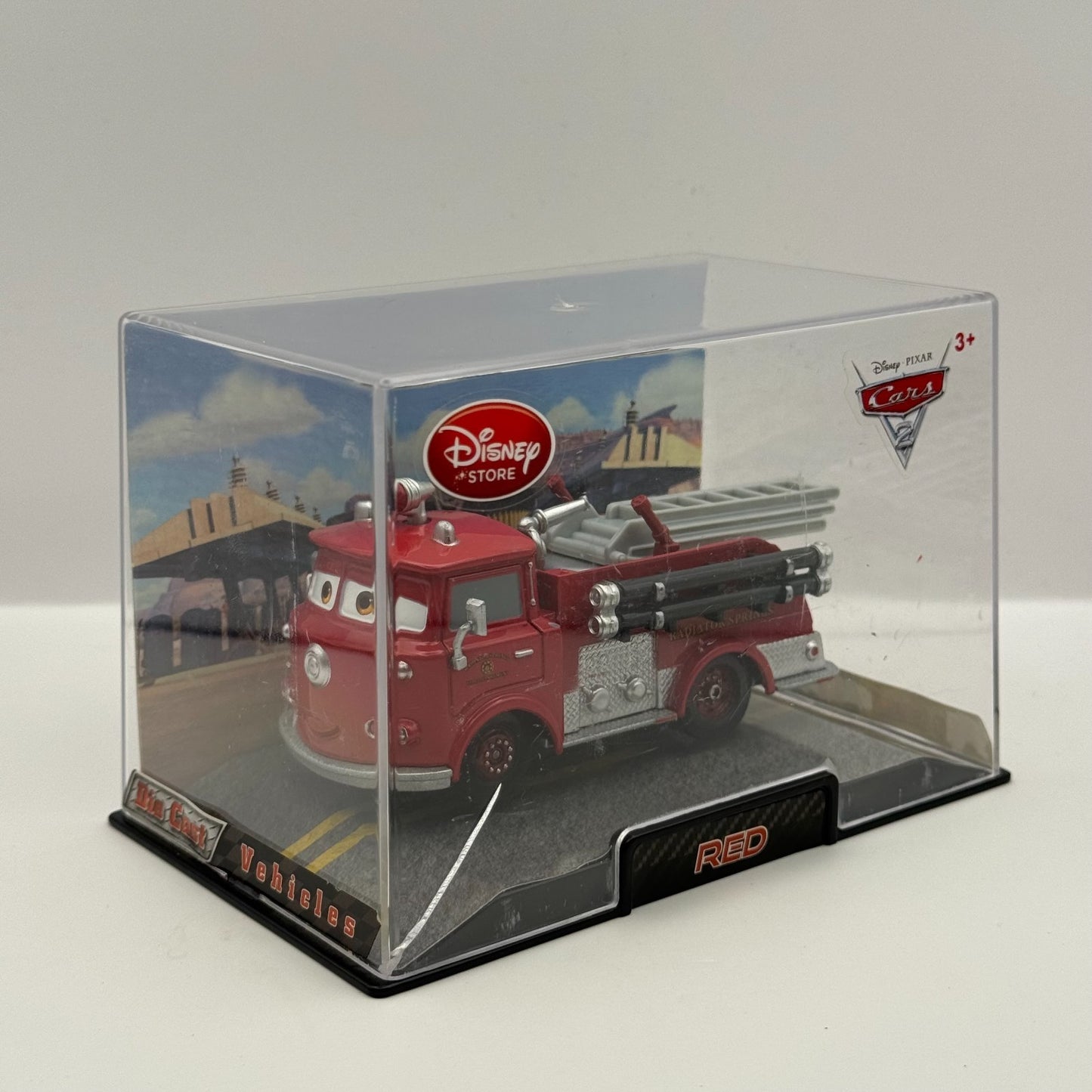 Disney Pixar Cars - RED FIRETRUCK Disney Store - 1:43 Diecast