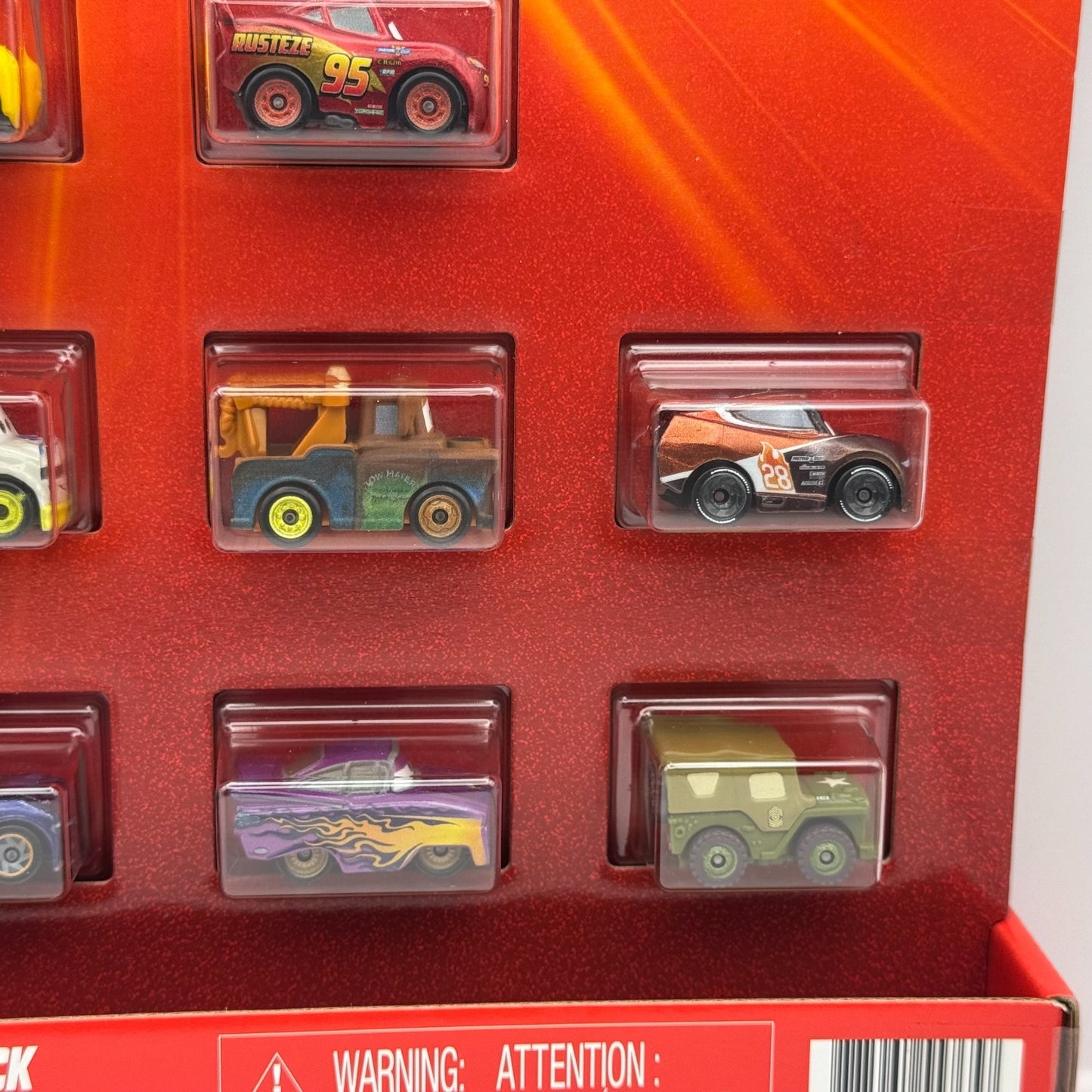 Disney Pixar Cars - Mini Racers 10-PK RUST-EZE MCQUEEN DR DAMAGE ARVY - Diecast