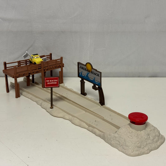 Disney Pixar Cars - CARS 3 FIREBALL BEACH RUN PLAYSET STORY SETS - 1:55 Scale