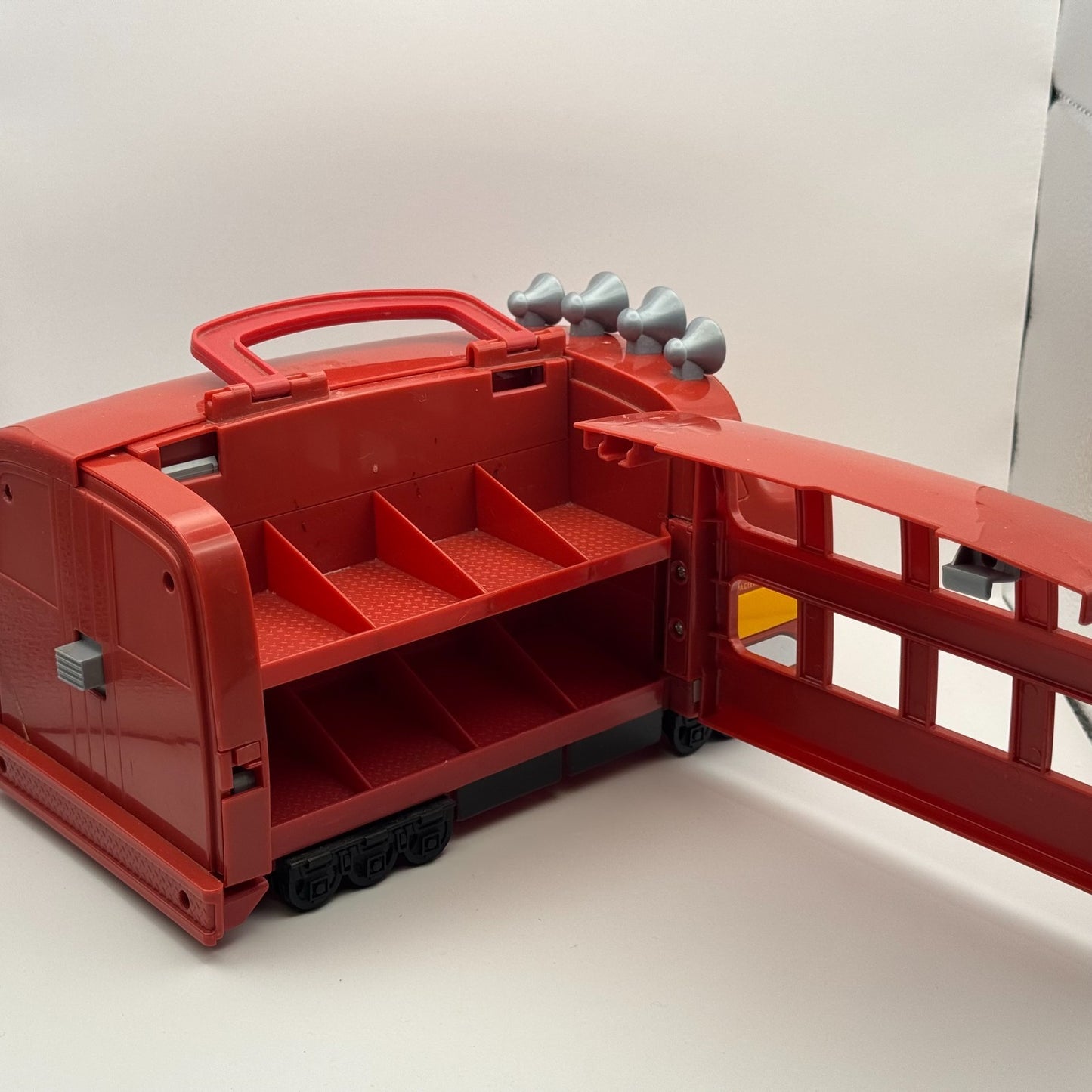 Disney Pixar Cars - Mini Adventures TREV DIESEL THE TRAIN CARRY CASE - 2008