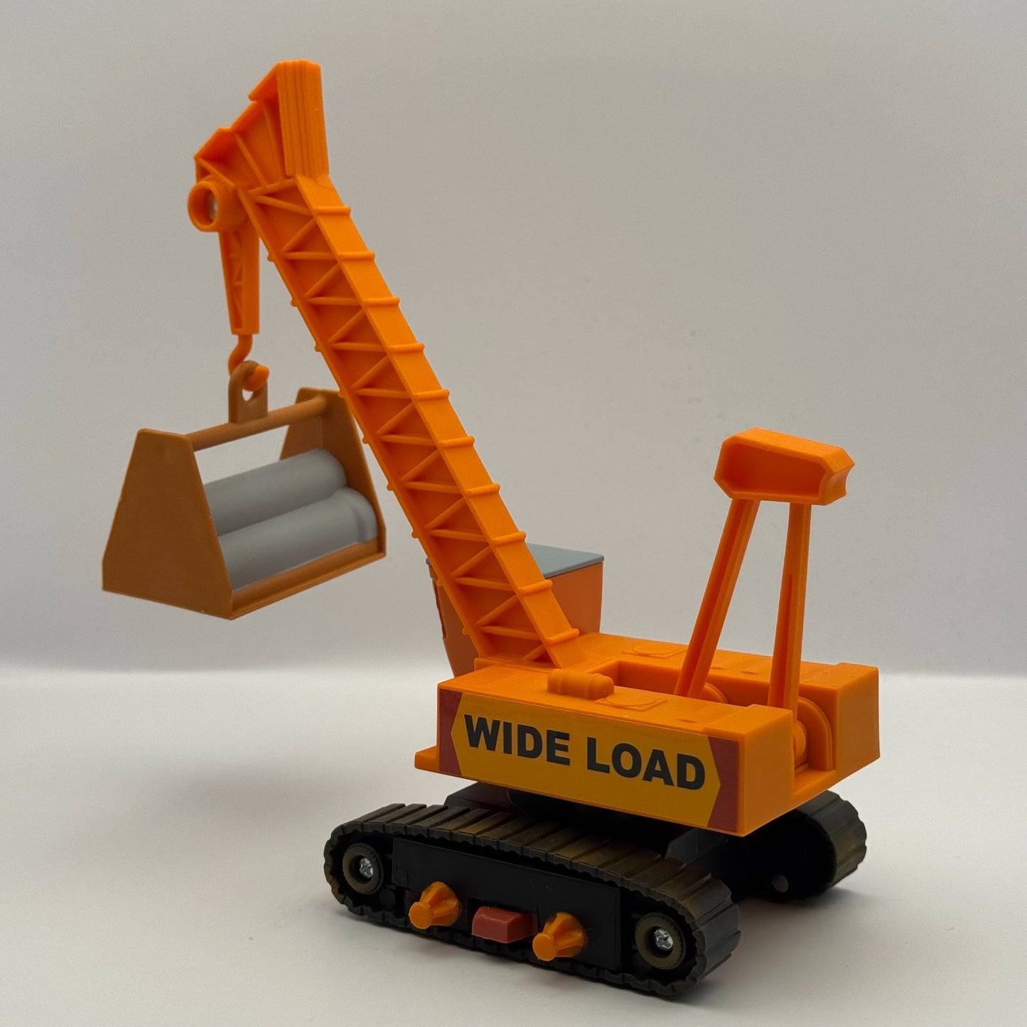 Disney Pixar Cars - NINJA KNOCKOUT SET CITY-SAN CRANE Tokyo Mater - 1:55 Scale