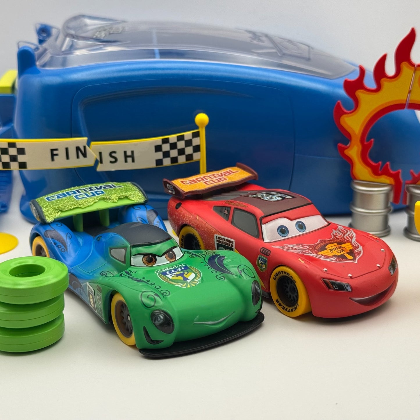 Disney Pixar Cars CARNIVAL CUP CARLA MCQUEEN LAUNCHER Disney Store 1:43 Diecast