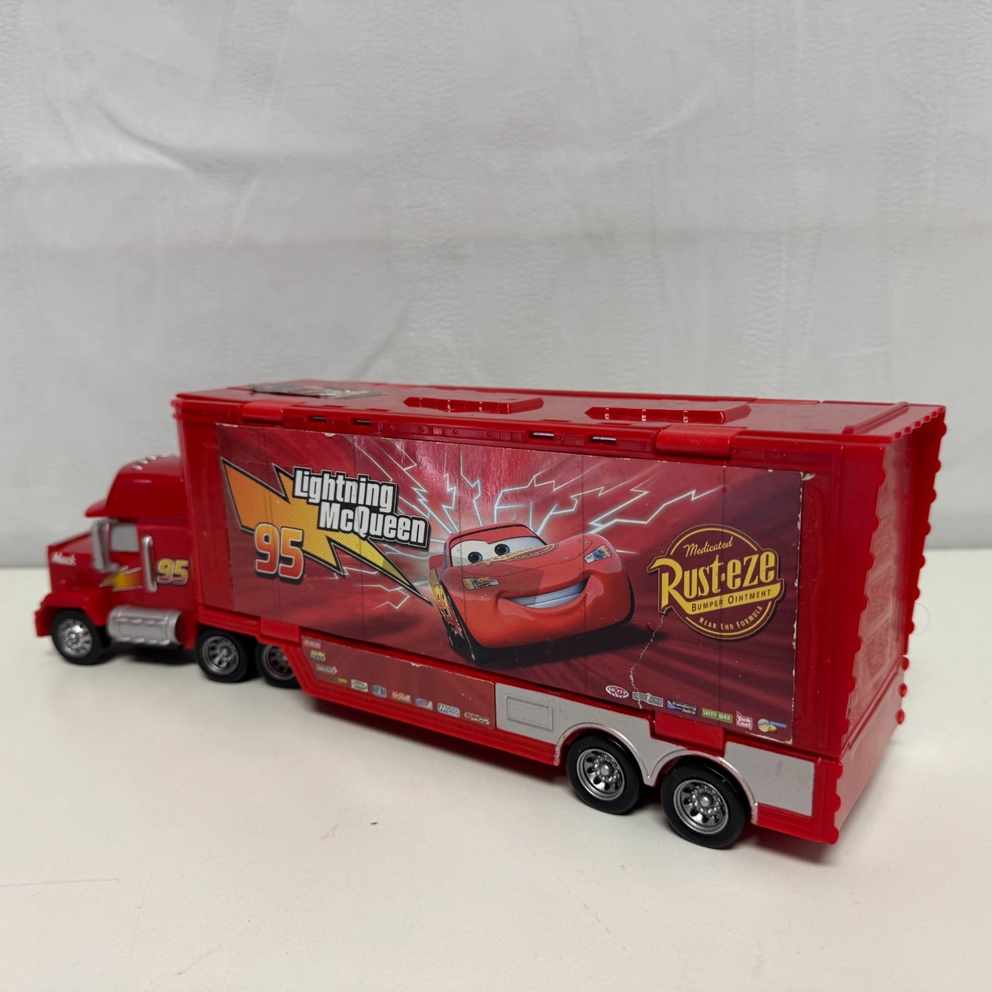 Disney Pixar Cars - CARS 1 MACK TRUCK HAULER STORY SETS PLAYSET - 1:55 Scale