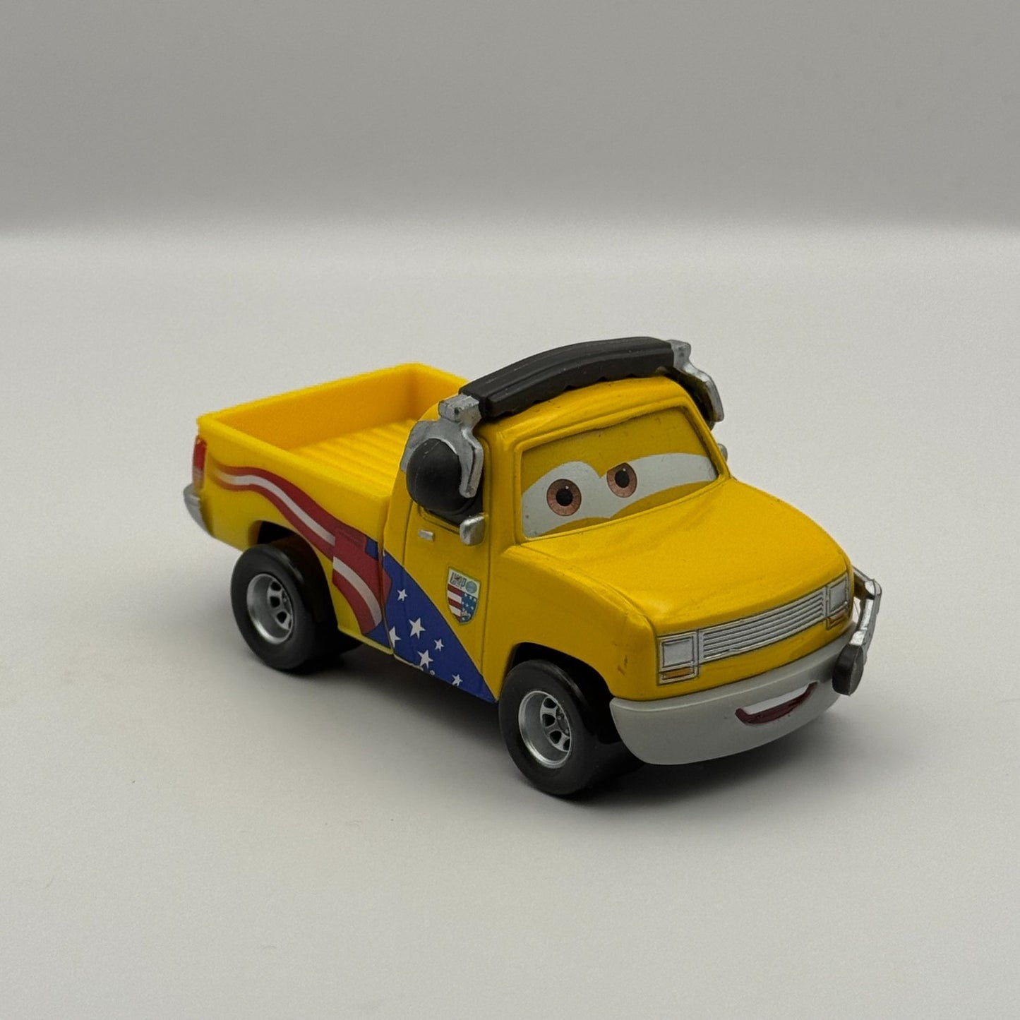Disney Pixar Cars - JOHN LASSETIRE CREW CHIEF JEFF GORVETTE 2014 - 1:55 Diecast