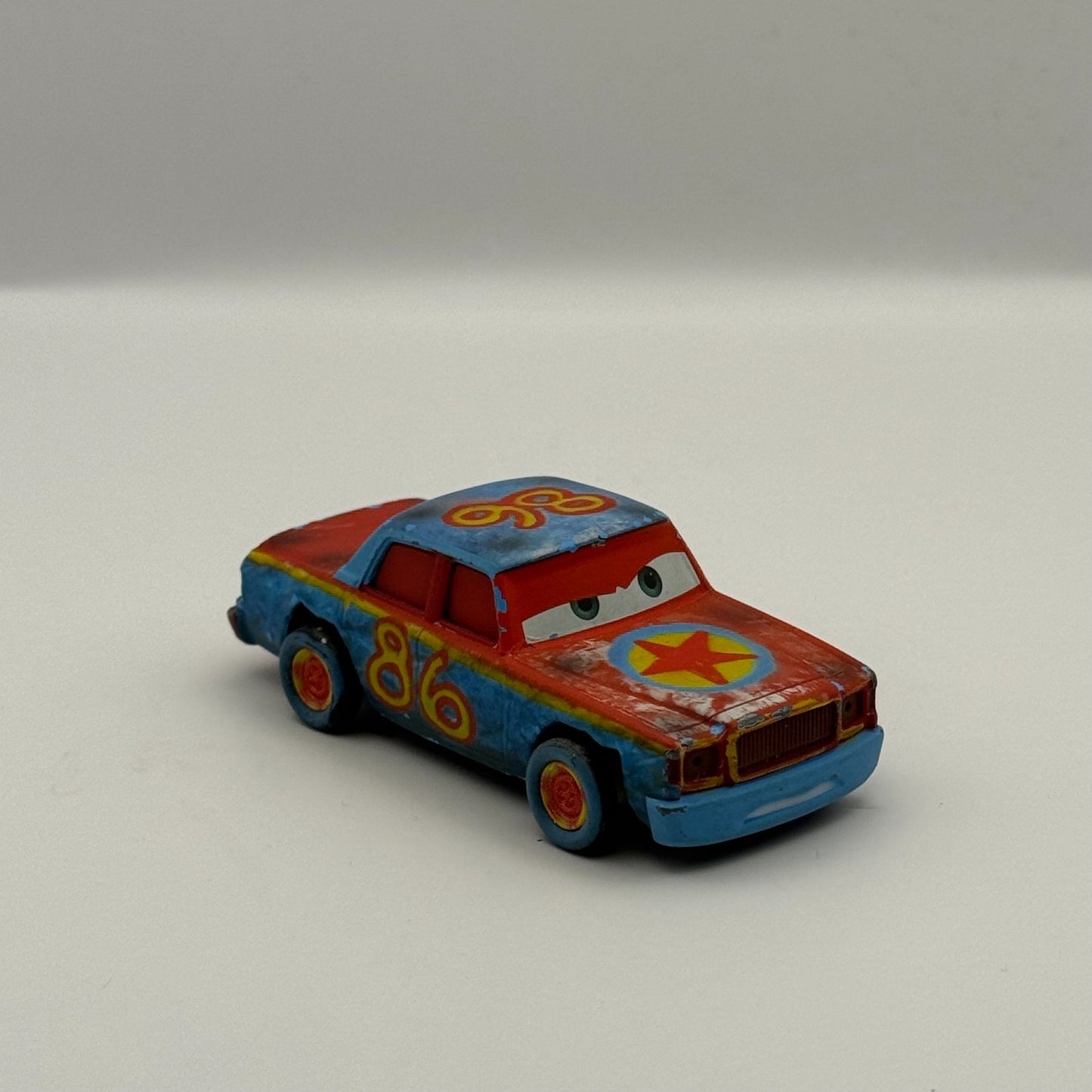 Disney Pixar Cars - BILL PIXAR BALL RUBBER TIRES Thunder Hollow - 1:55 Diecast