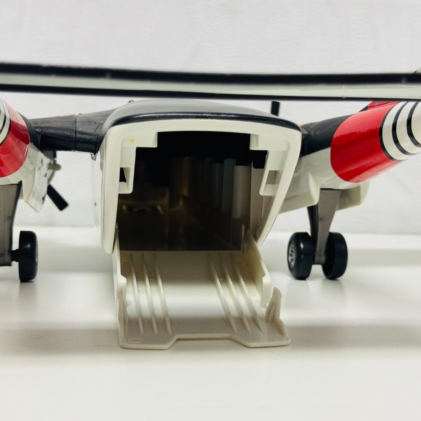 Disney Planes & Pixar Cars - CABBIE TRANSPORTER Fire & Rescue - 1:55 Scale