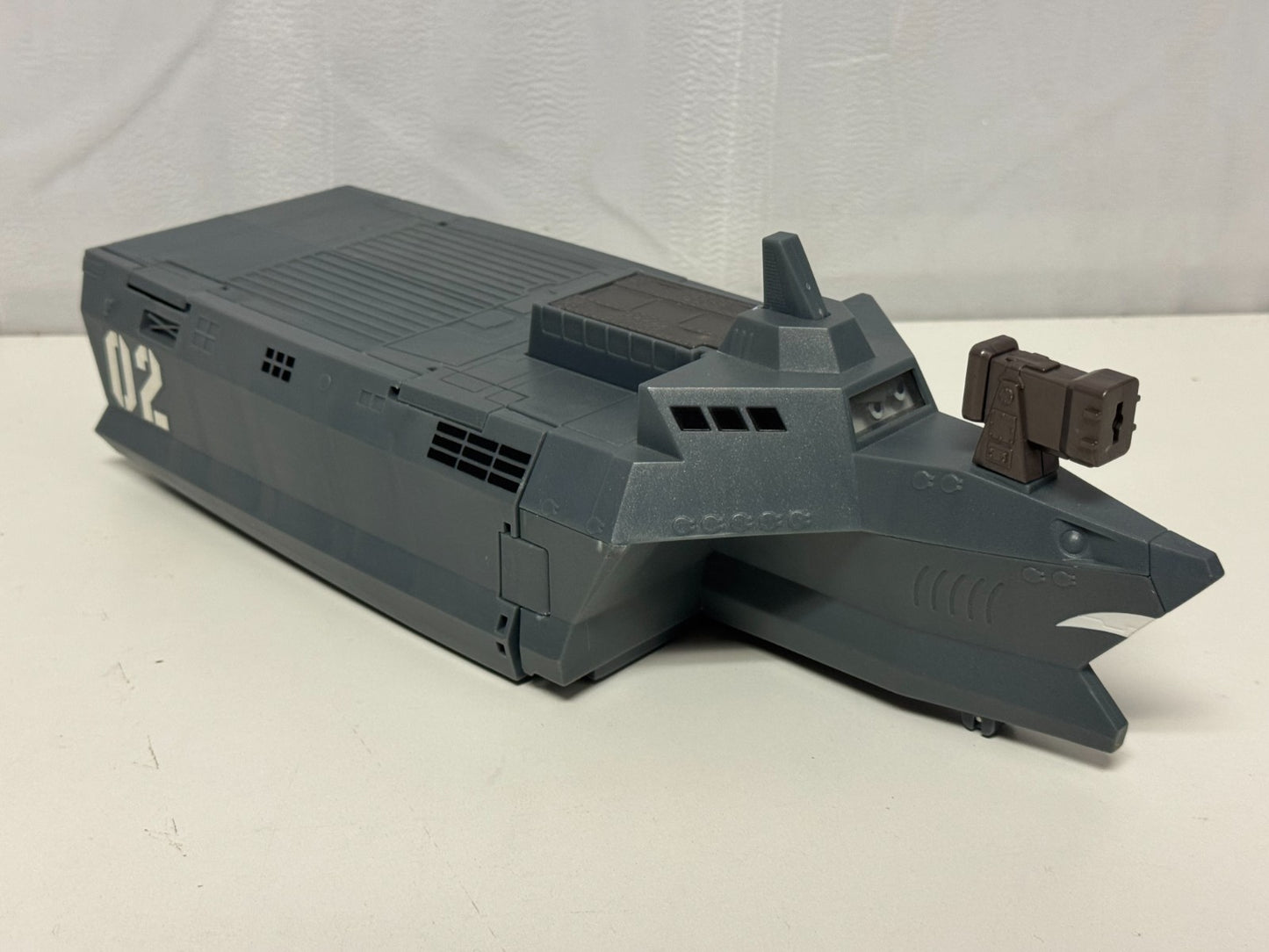 Disney Pixar Cars - ACTION AGENTS COMBAT STATION TONY TRIHULL COMBAT SHIP Cars 2