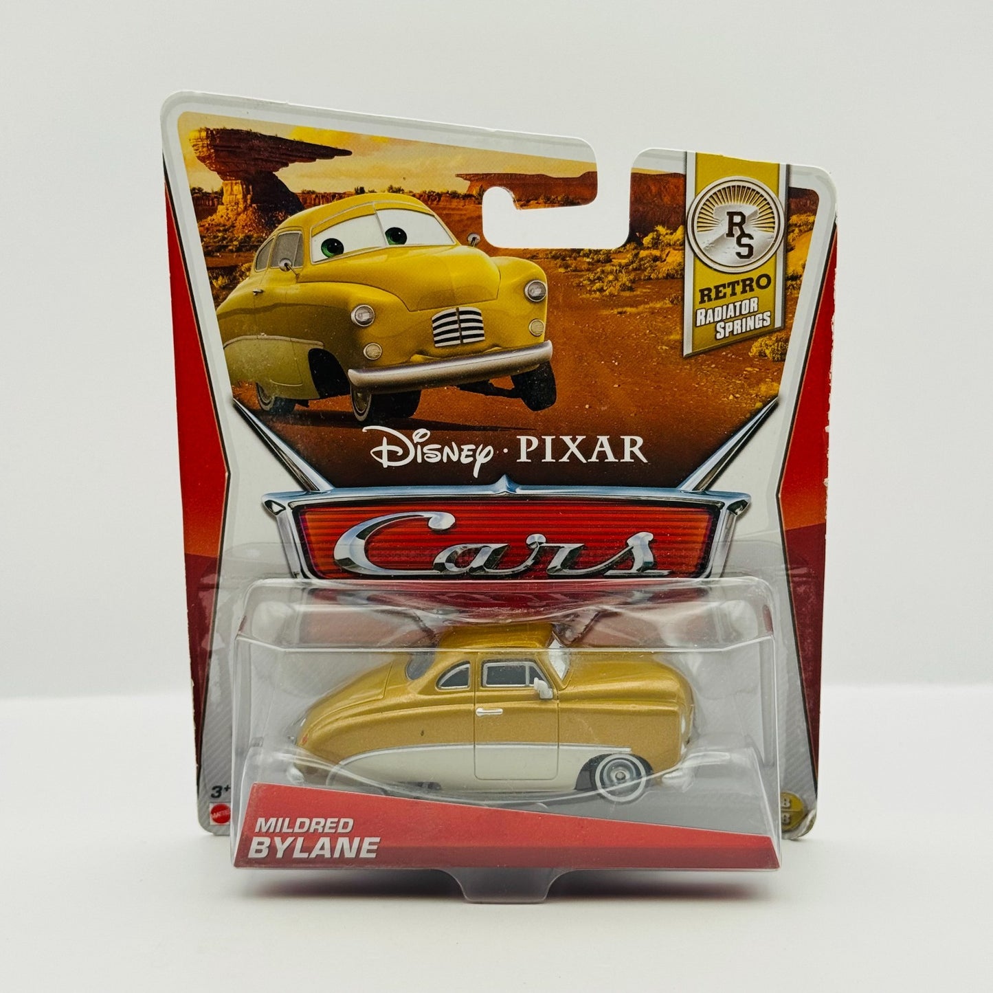 Disney Pixar Cars - MILDRED BYLANE Retro Radiator Springs 2013 - 1:55 Diecast