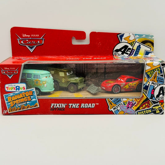 Disney Pixar Cars - RSC FIXIN' THE ROAD 3-PK MCQUEEN WITH SHOVEL - 1:55 Diecast