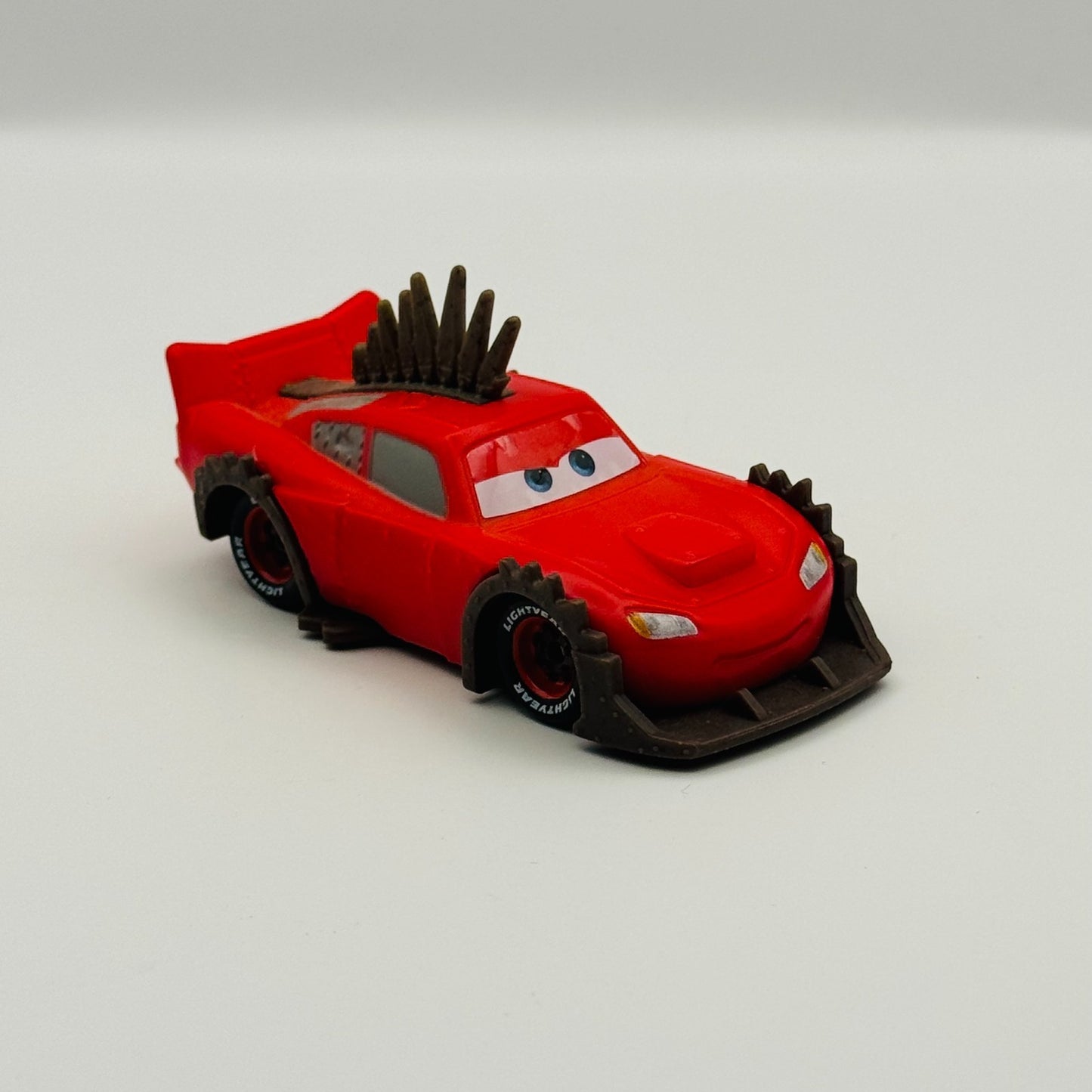 Disney Pixar Cars - COLOR CHANGERS ROAD RUMBLER LIGHTNING MCQUEEN - 1:55 Scale