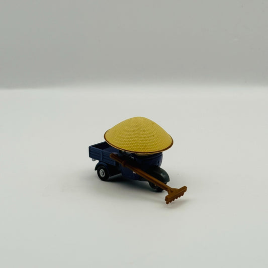 Disney Pixar Cars - ZEN MASTER PITTY Cars 2 2011 - 1:55 Diecast