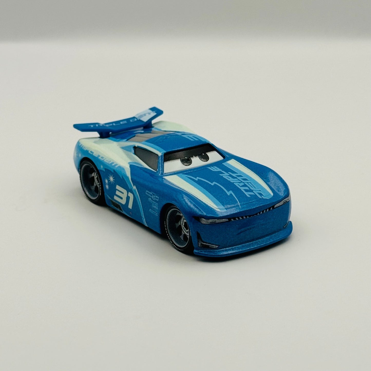 Disney Pixar Cars - CAM SPINNER TRIPLE DENT Next Gen 2025 - 1:55 Diecast