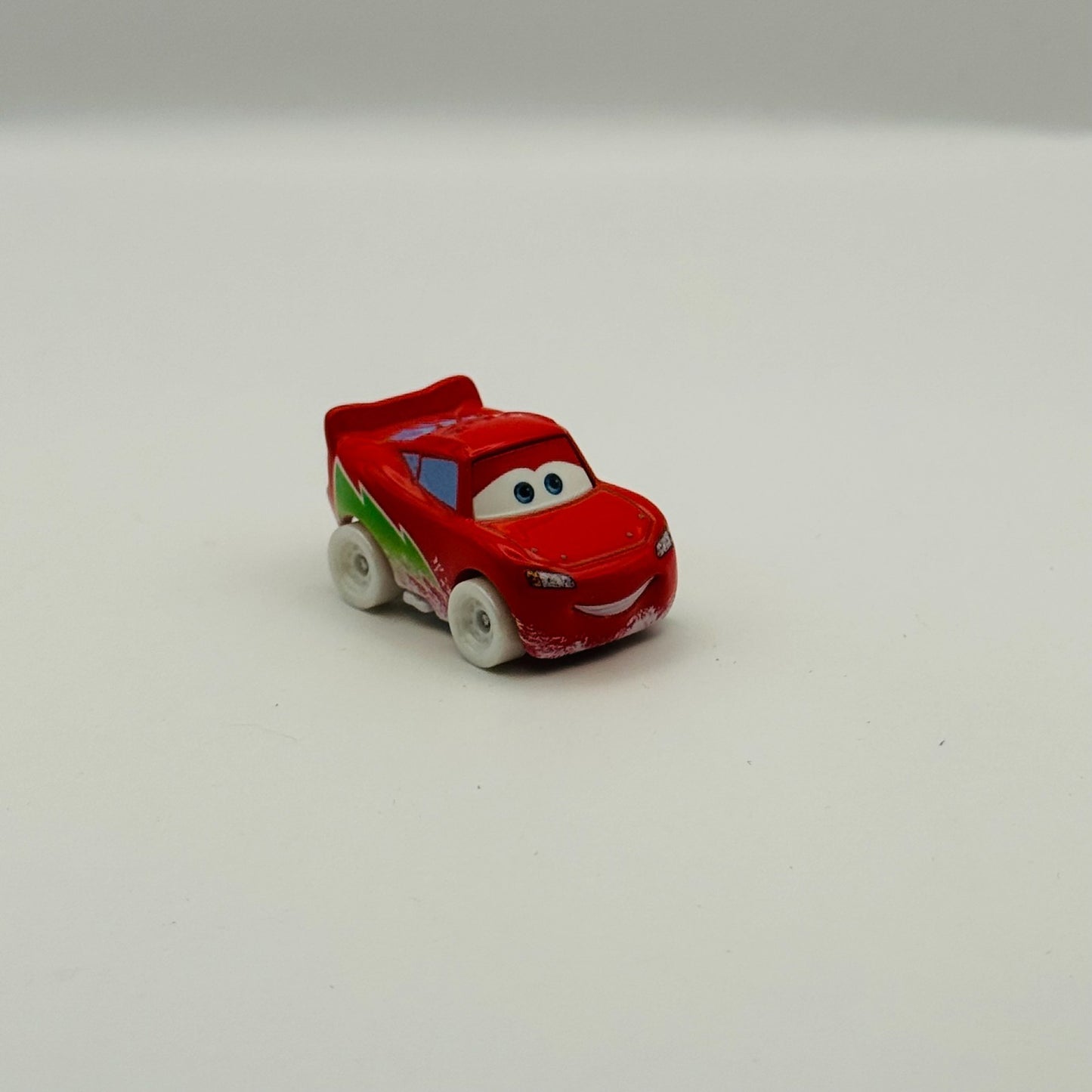 Disney Pixar Cars - Mini Racers WINTER SNOWY CHRISTMAS LIGHTNING MCQUEEN Diecast