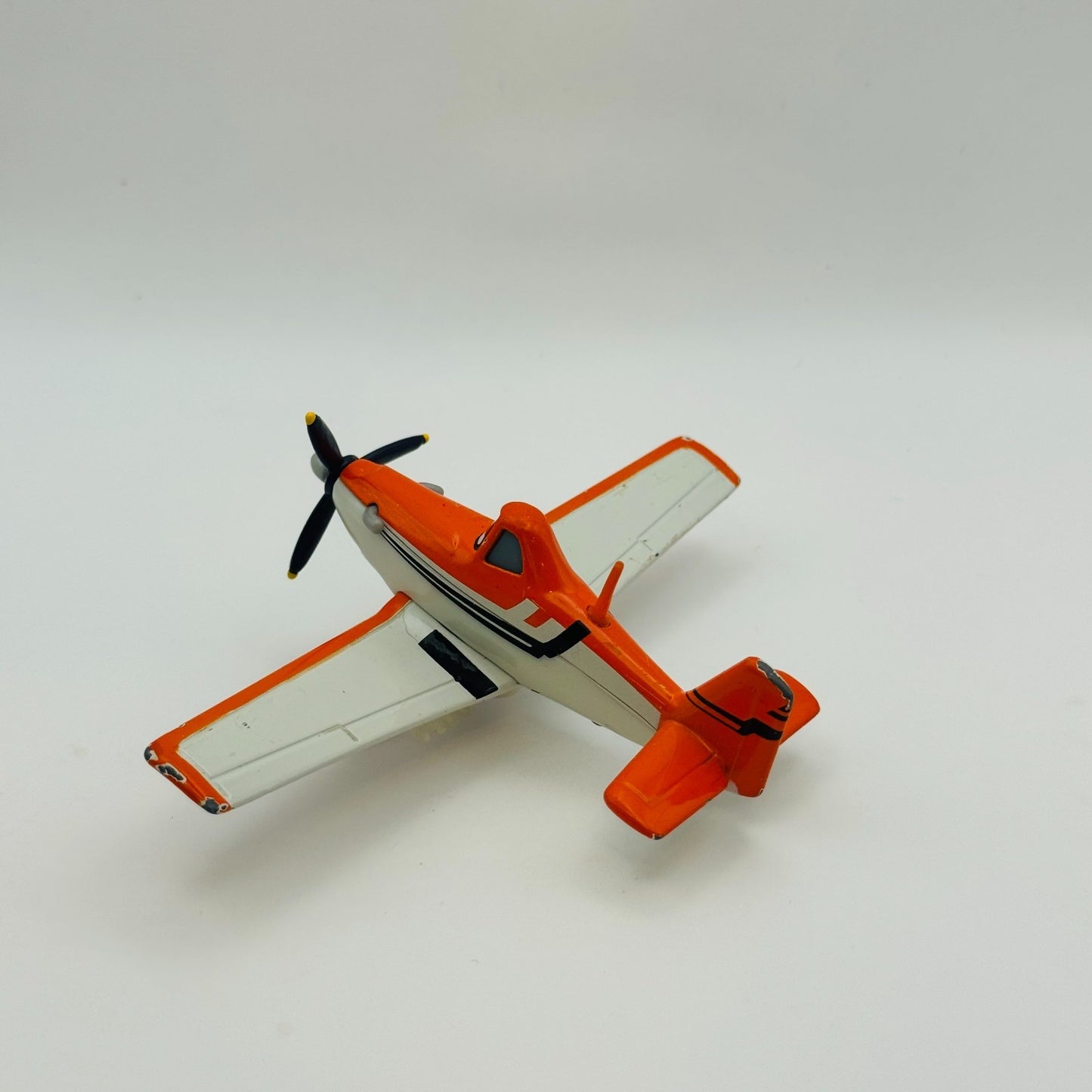Disney Planes & Cars - STRUT JETSTREAM DUSTY Propwash Junction 2016 1:55 Diecast