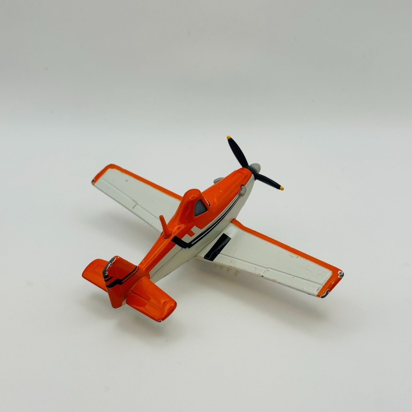 Disney Planes & Cars - STRUT JETSTREAM DUSTY Propwash Junction 2016 1:55 Diecast