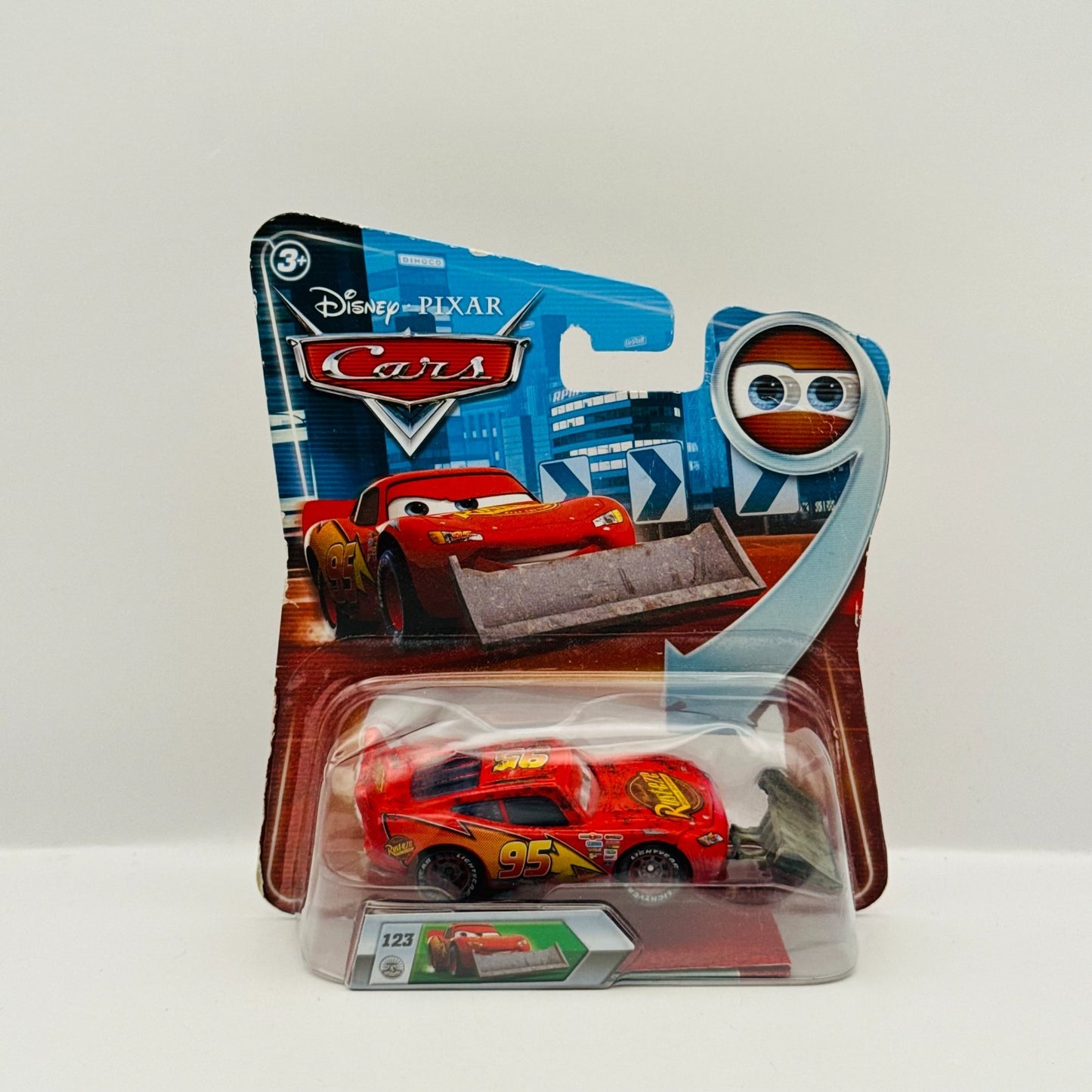Disney Pixar Cars - LENTICULAR MCQUEEN WITH SHOVEL Eyes Change - 1:55 Diecast