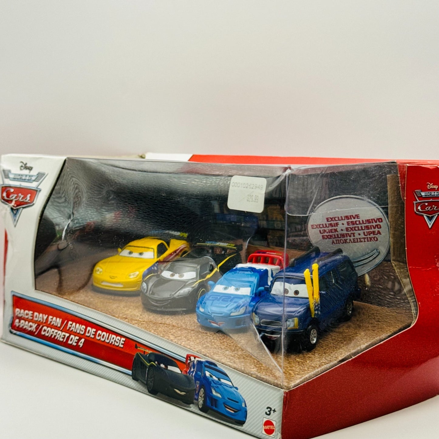 Disney Pixar Cars - RACE DAY FAN 4-CAR GIFT PK CLUTCH FOSTER LEWIS- 1:55 Diecast