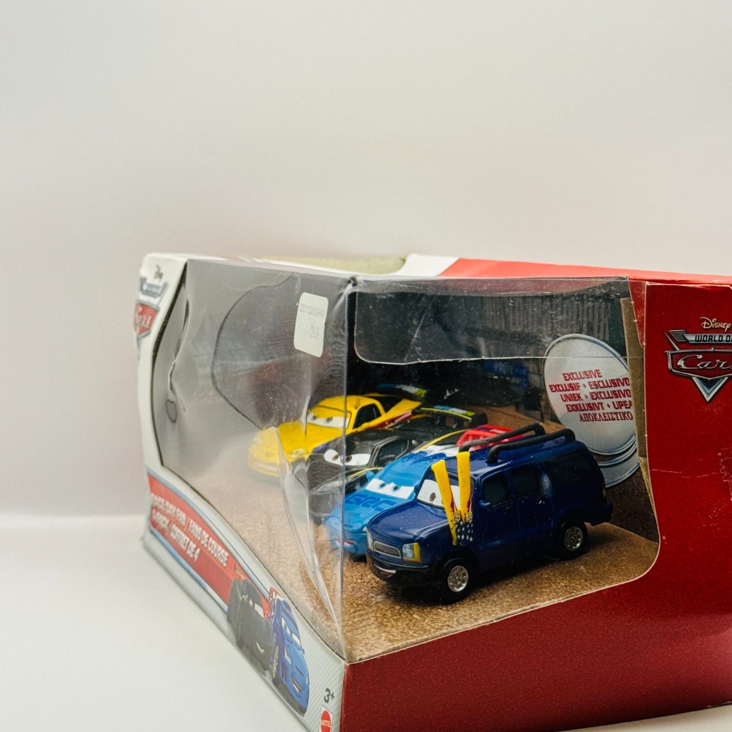 Disney Pixar Cars - RACE DAY FAN 4-CAR GIFT PK CLUTCH FOSTER LEWIS- 1:55 Diecast