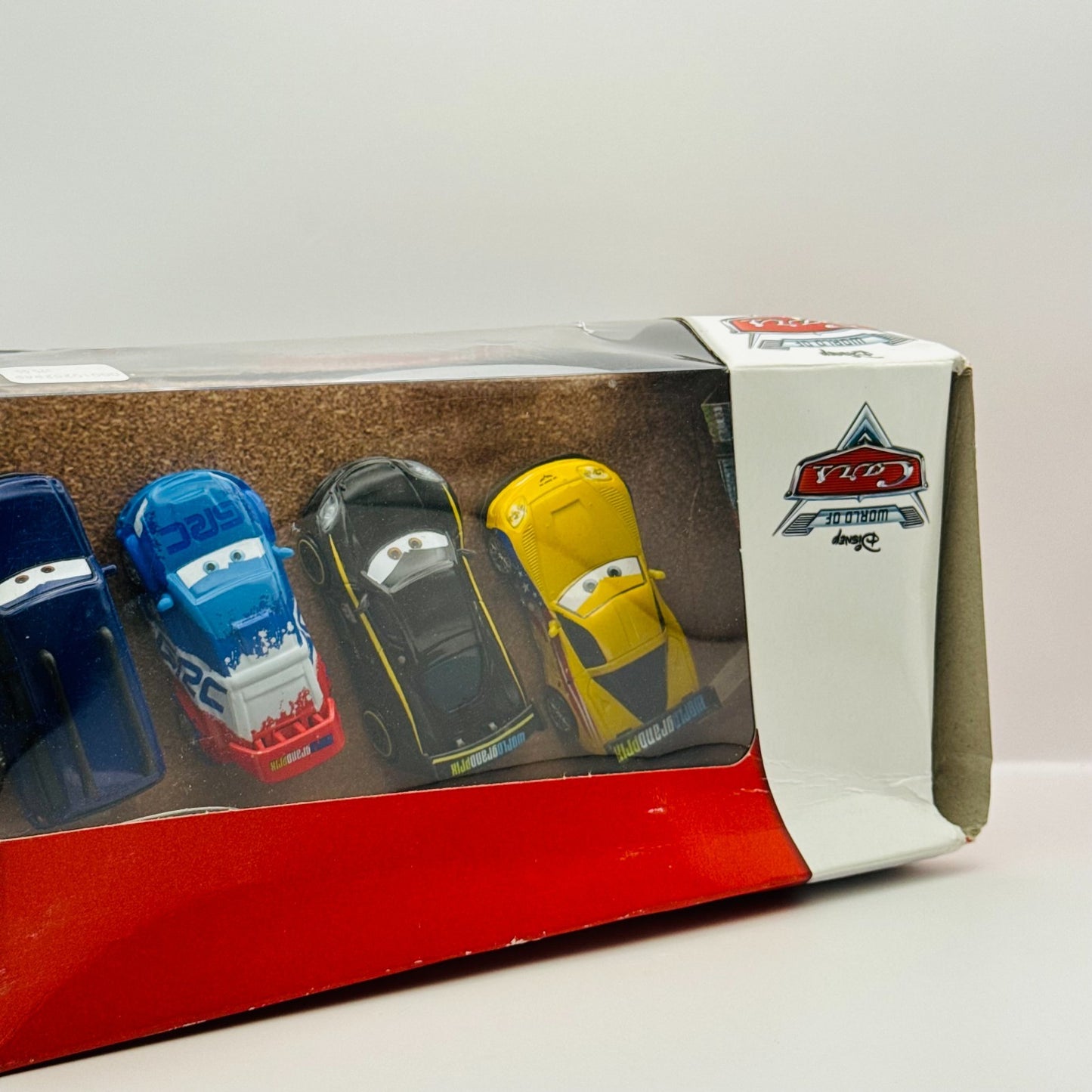 Disney Pixar Cars - RACE DAY FAN 4-CAR GIFT PK CLUTCH FOSTER LEWIS- 1:55 Diecast