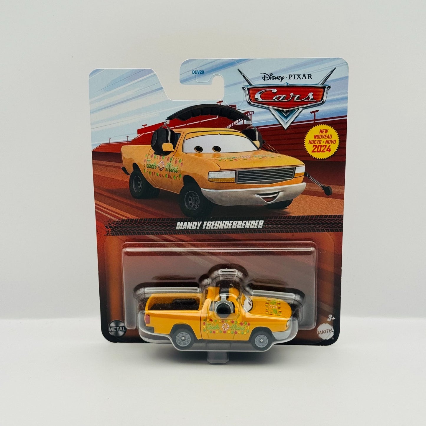 Disney Pixar Cars - MANDY FREUNDEBENDER TACH O MINT CREW CHIEF 2024 1:55 Diecast