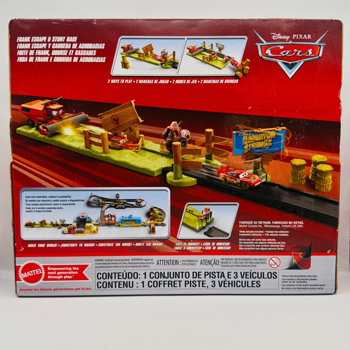 Disney Pixar Cars - TRACTOR TIPPING FRANK ESCAPE & STUNT PLAYSET - 1:55 Scale