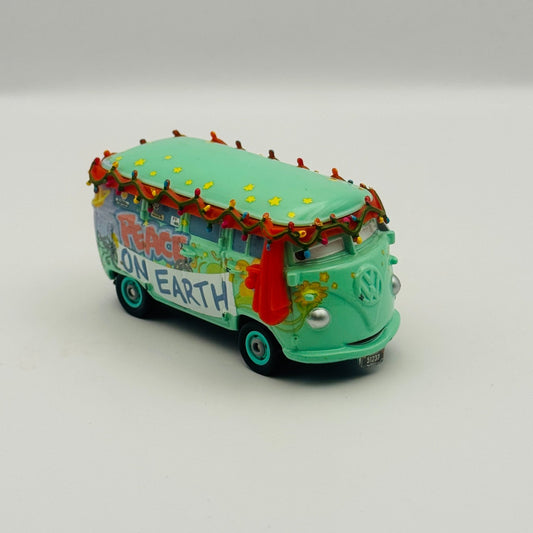 Disney Pixar Cars - FUEL TIDE CHEER FILLMORE Mater Saves Christmas 1:55 Diecast