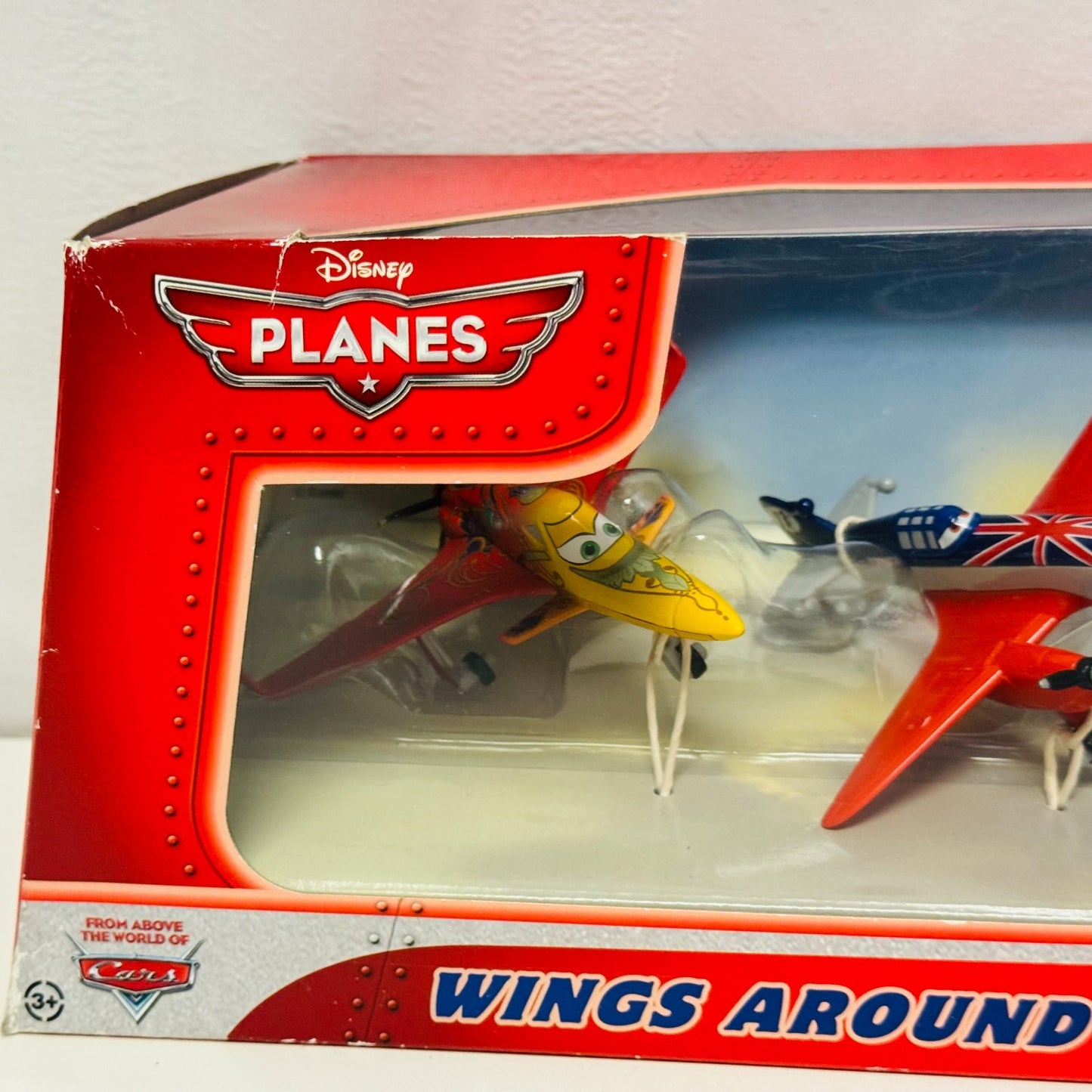 Disney Pixar Cars - WINGS AROUND THE GLOBE 4-PACK ISHANI RIPSLINGER 1:55 Diecast