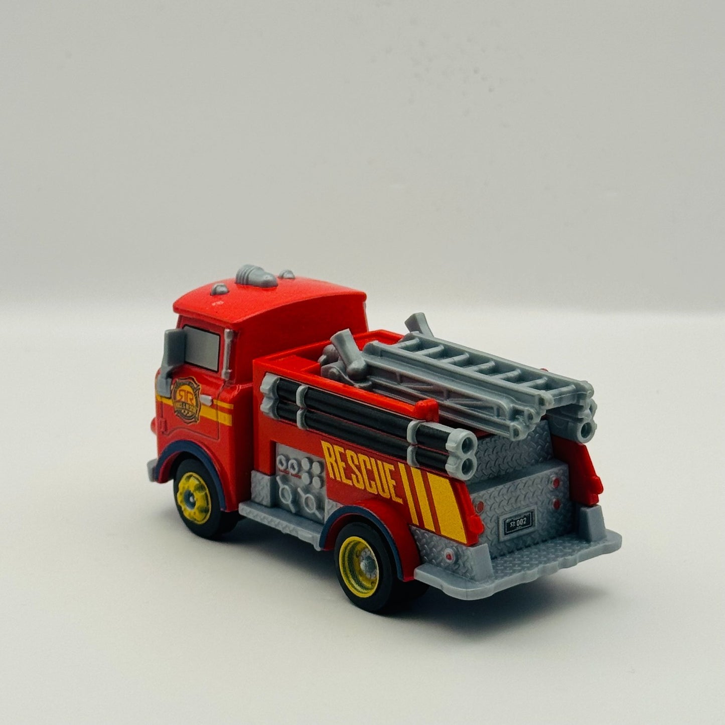 Disney Pixar Cars - RACE & RESCUE RED FIRETRUCK 2025 - 1:55 Diecast