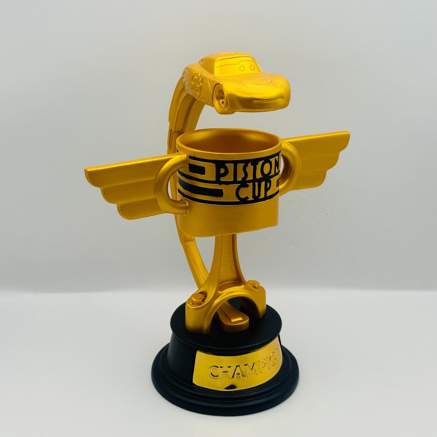 Disney Pixar Cars CERAMIC MCQUEEN PISTON CUP CHAMPION TROPHY CARS LAND EXCLUSIVE