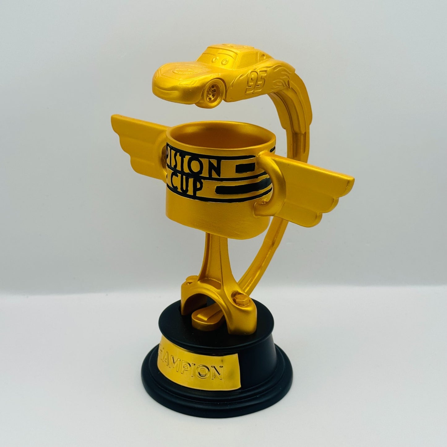 Disney Pixar Cars CERAMIC MCQUEEN PISTON CUP CHAMPION TROPHY CARS LAND EXCLUSIVE