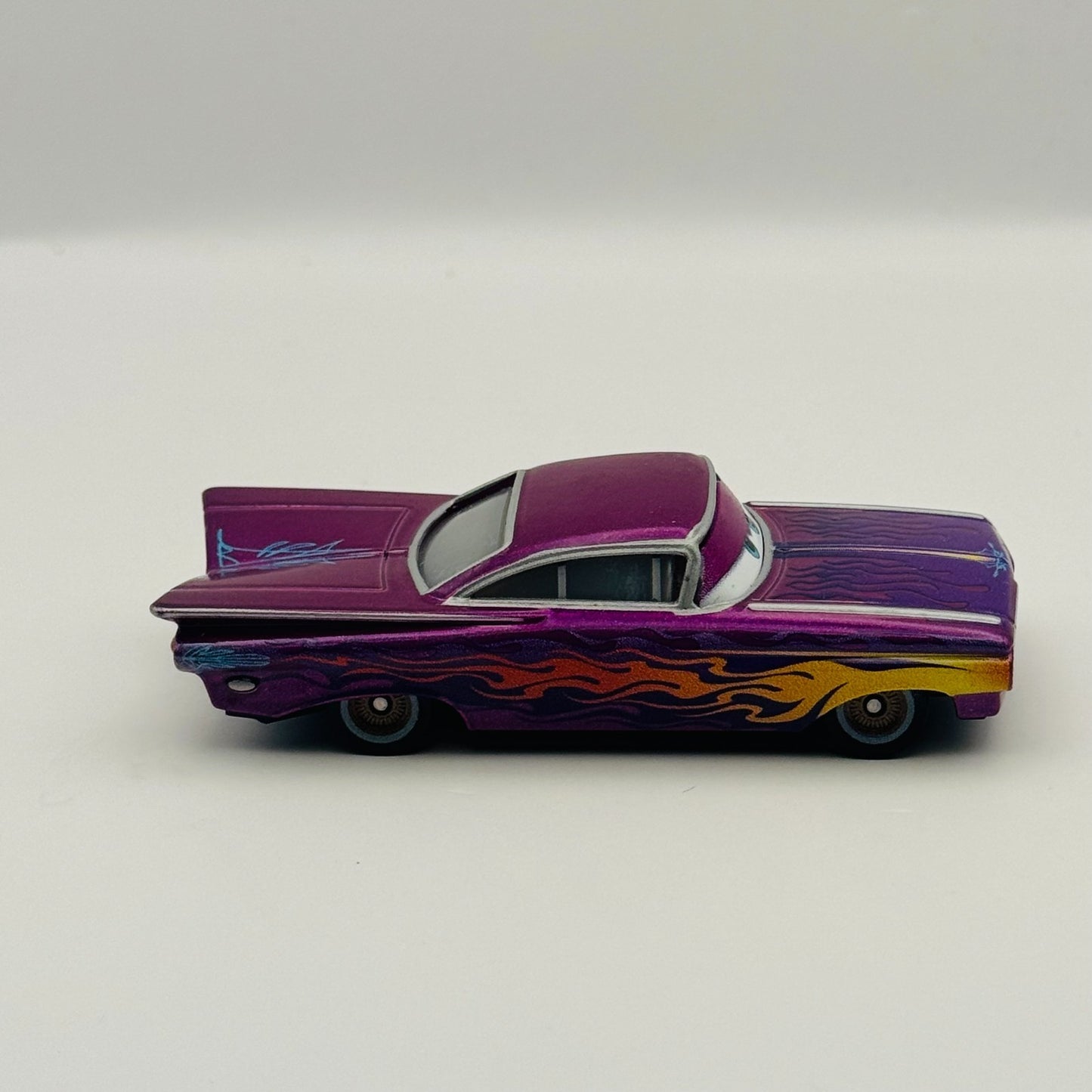 Disney Pixar Cars - PURPLE RAMONE *CHASSIS SWAP* - 1:55 Diecast