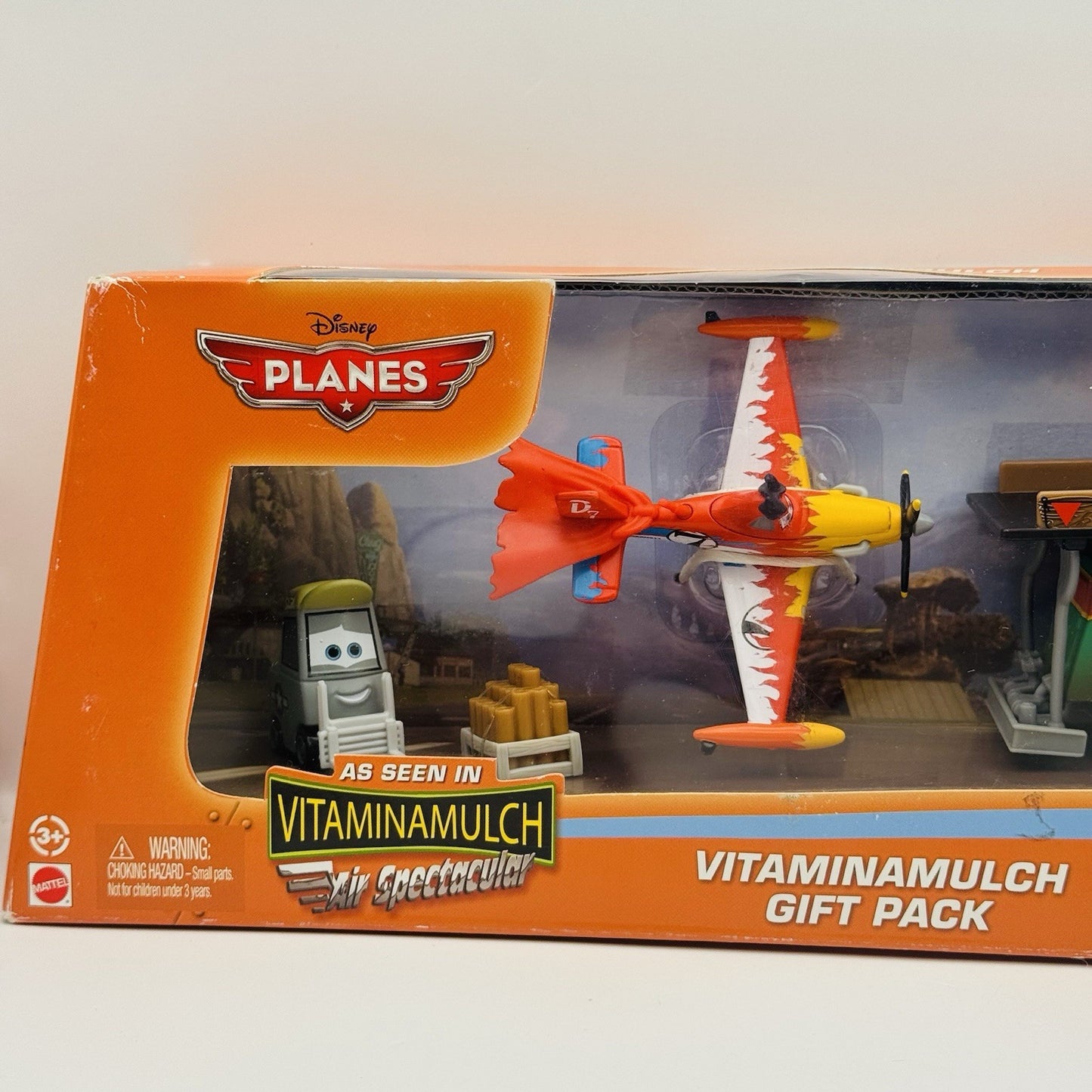 Disney Planes & Pixar Cars - VITAMINAMULCH GIFT PACK SPARKY, CHUG - 1:55 Diecast