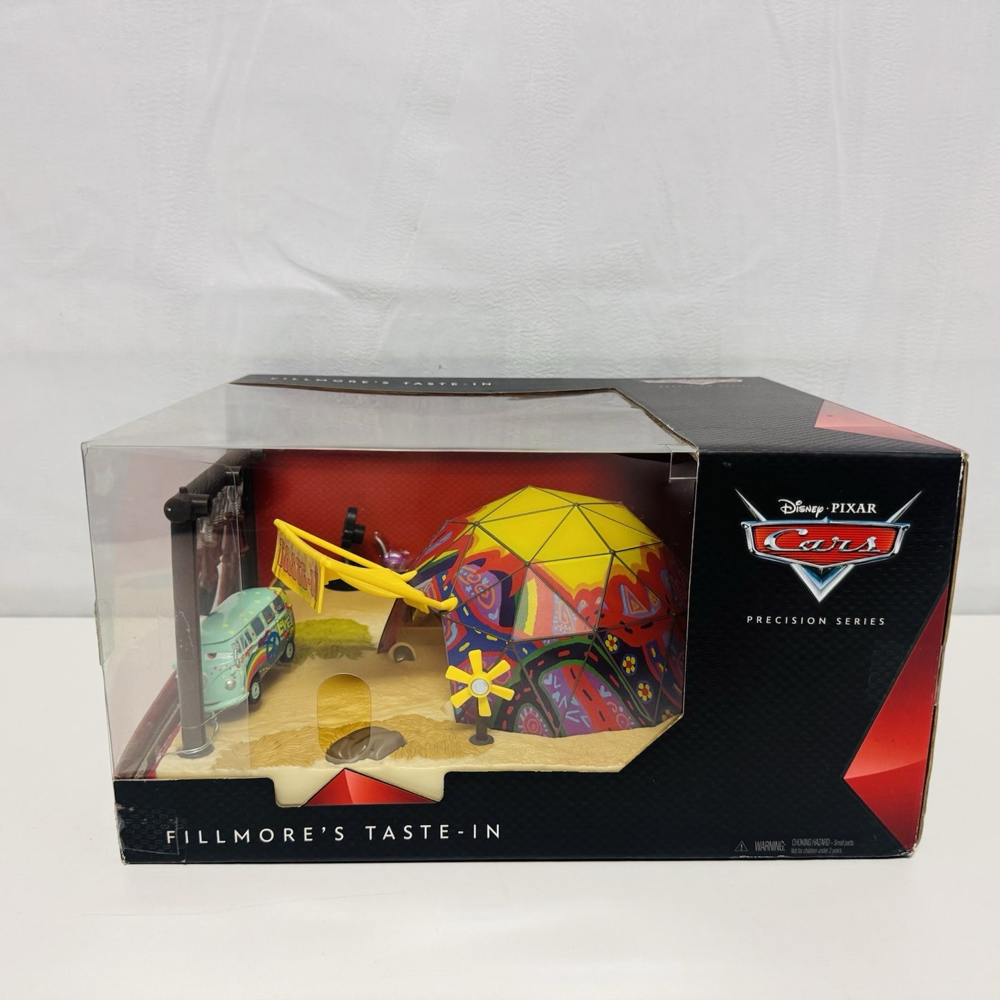 Disney Pixar Cars PRECISION SERIES FILLMORE'S TASTE-IN Light Up - 1:55 Diecast