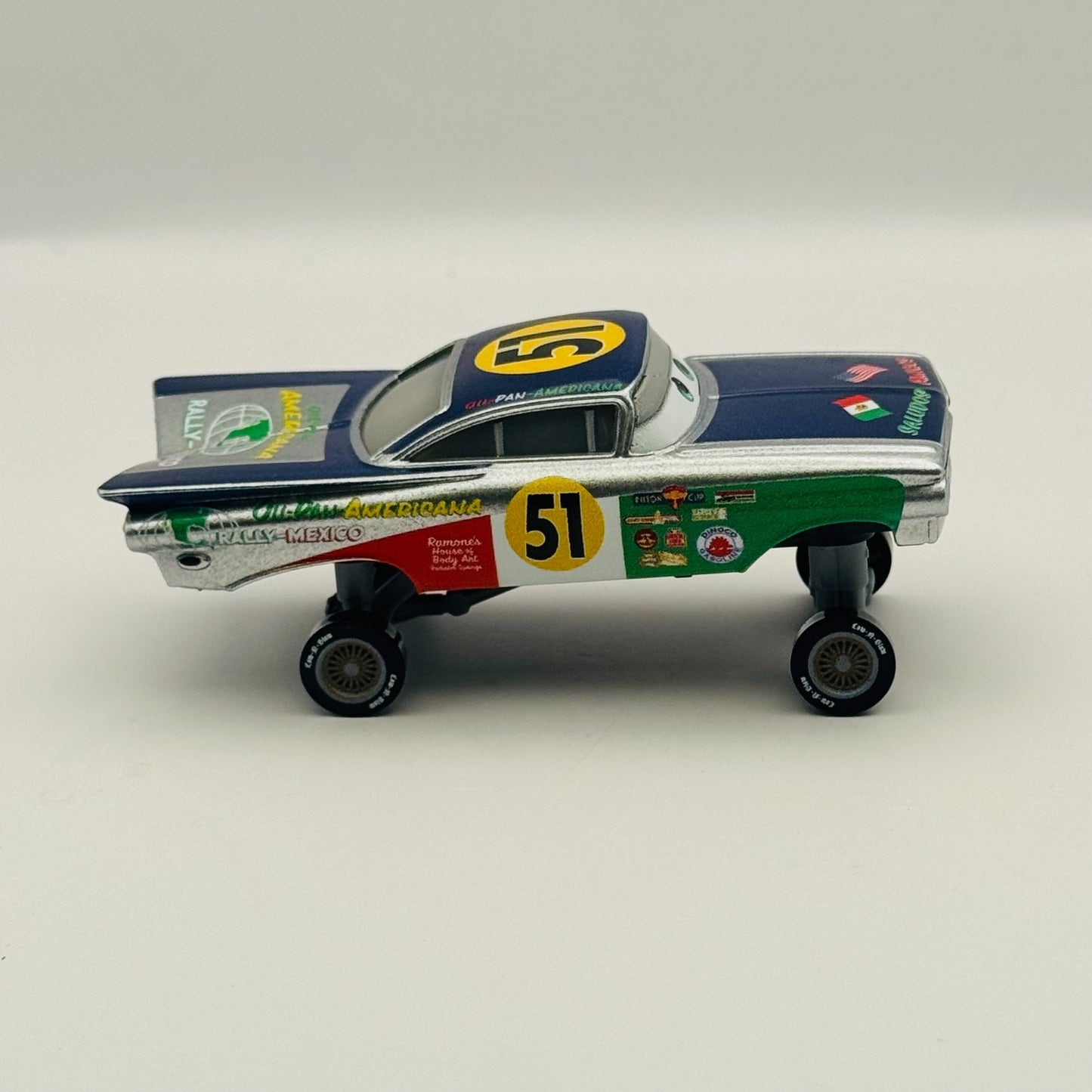 Disney Pixar Cars - HYDRAULIC SALUDOS AMIGOS RAMONE *CUSTOM* - 1:55 Diecast