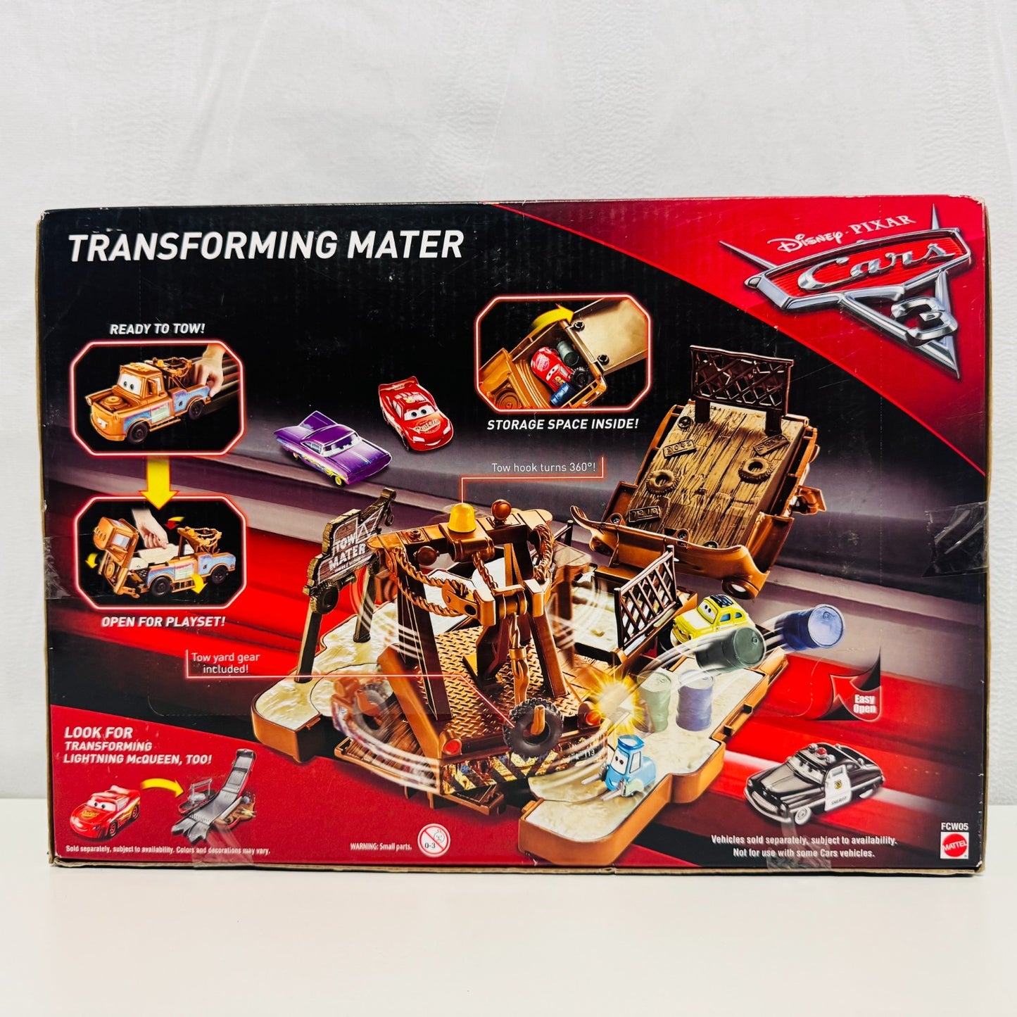 Disney Pixar Cars - TRANSFORMING MATER PLAYSET 2017 - 1:55 Scale
