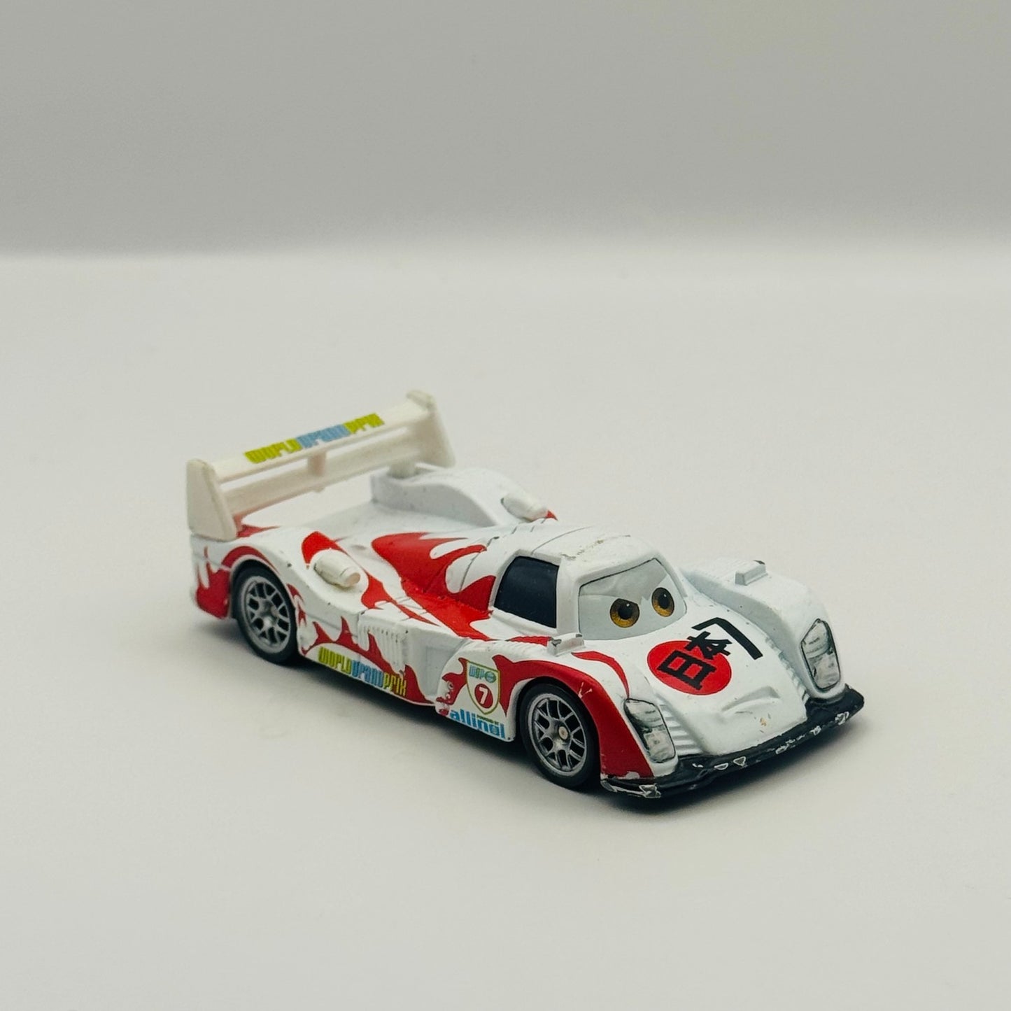 Disney Pixar Cars - SHU TODOROKI Cars 2 2011 - 1:55 Diecast