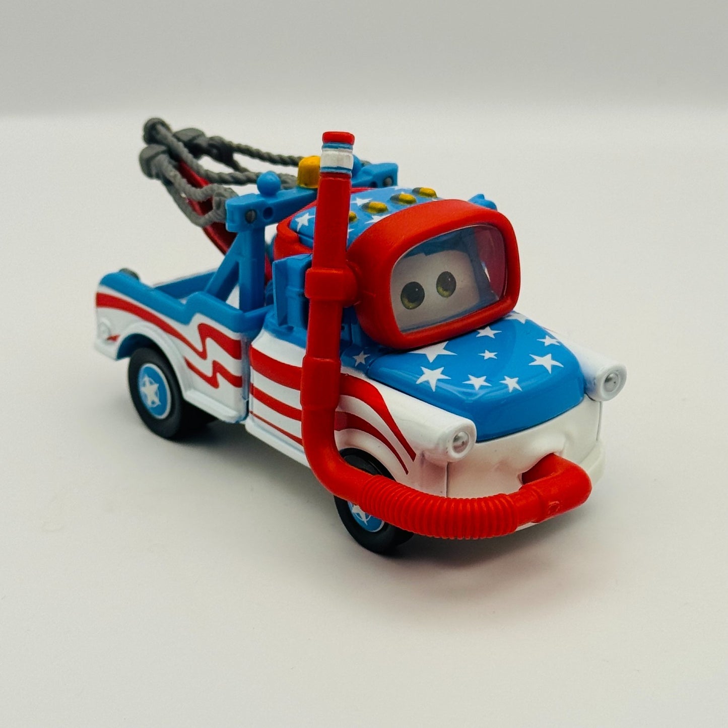 Disney Pixar Cars Toon - HIGH DIVE MATER Mater The Greater 2010 - 1:55 Diecast