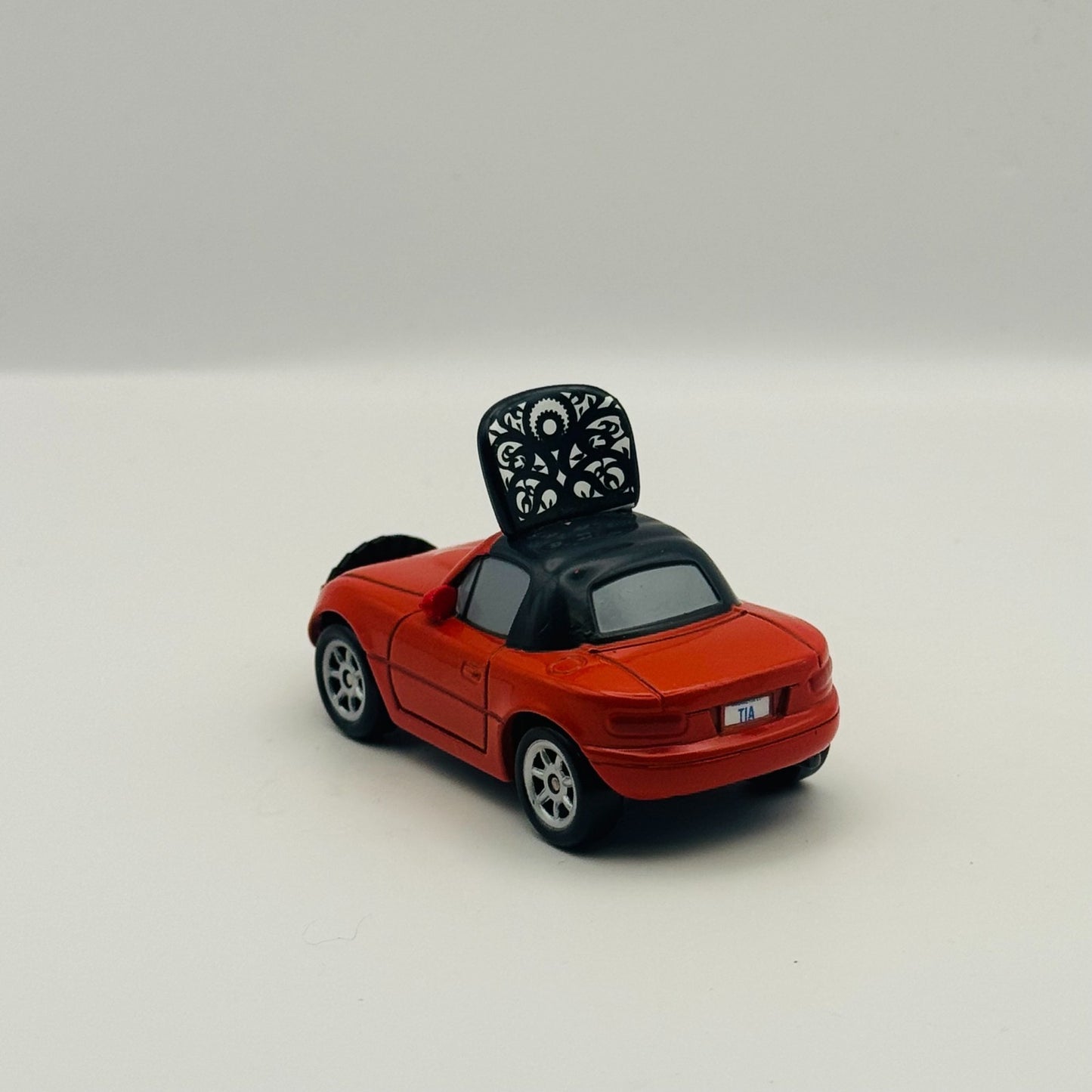 Disney Pixar Cars - EL MATERDOR SEÑIORITA TIA *Refurbished* - 1:43 Diecast
