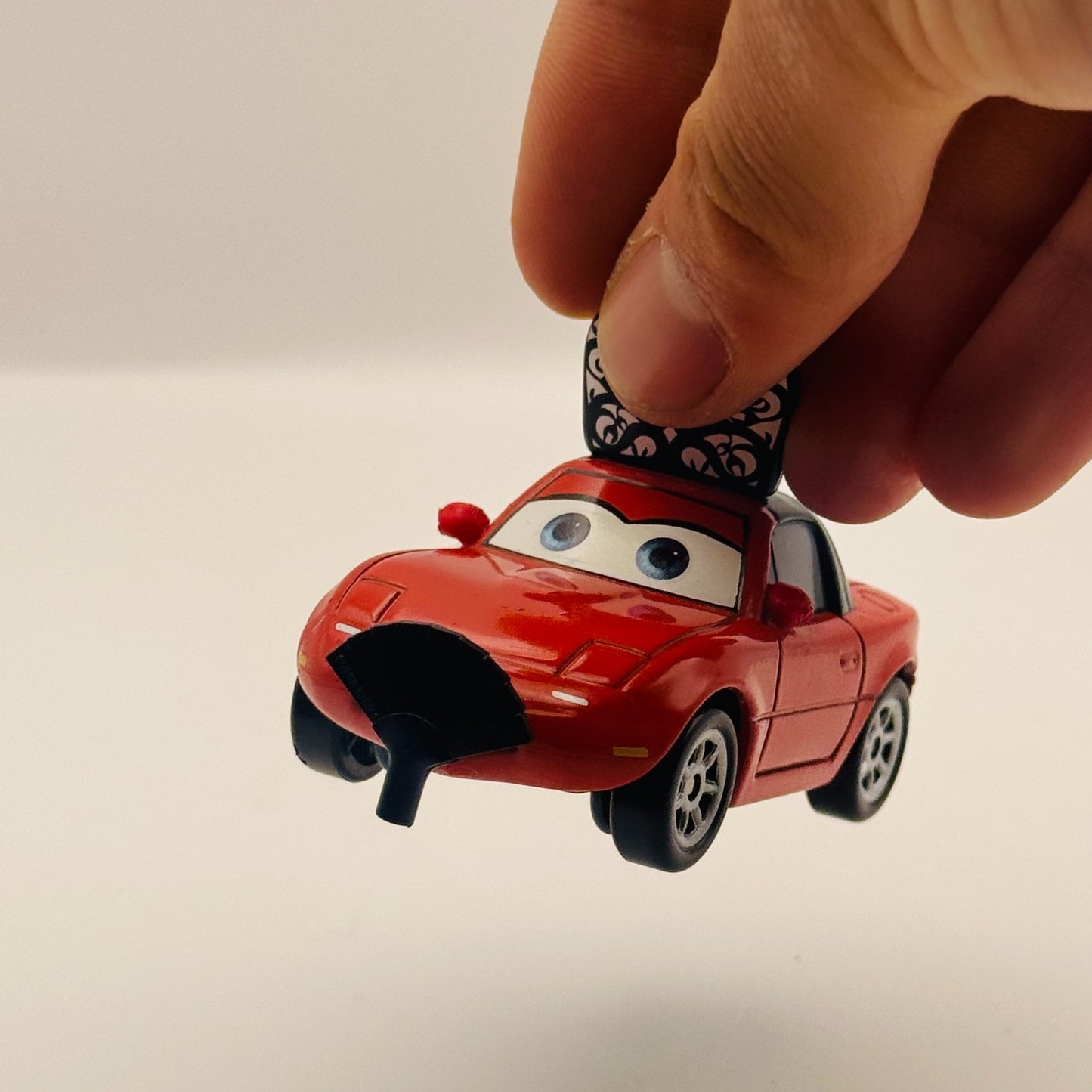 Disney Pixar Cars - EL MATERDOR SEÑIORITA TIA *Refurbished* - 1:43 Diecast