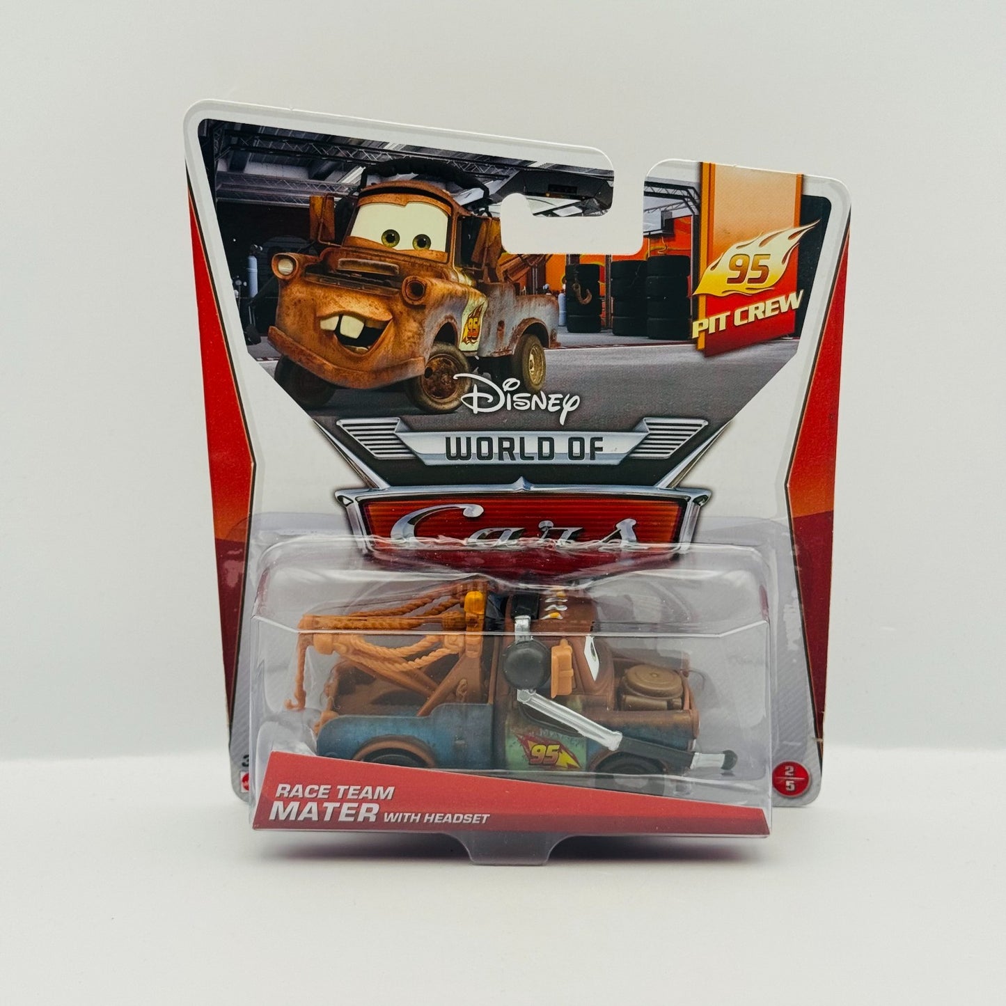 Disney Pixar Cars - RACE TEAM MATER WITH HEADSET 95 Pit Crew 2014 - 1:55 Diecast