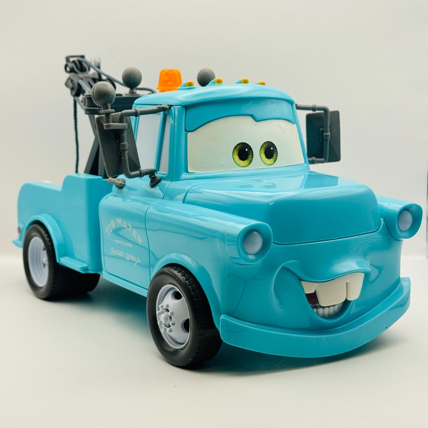 Disney Pixar Cars LARGE 11" BRAND NEW MATER Broke Cable* Supercharged 1:18 Scale