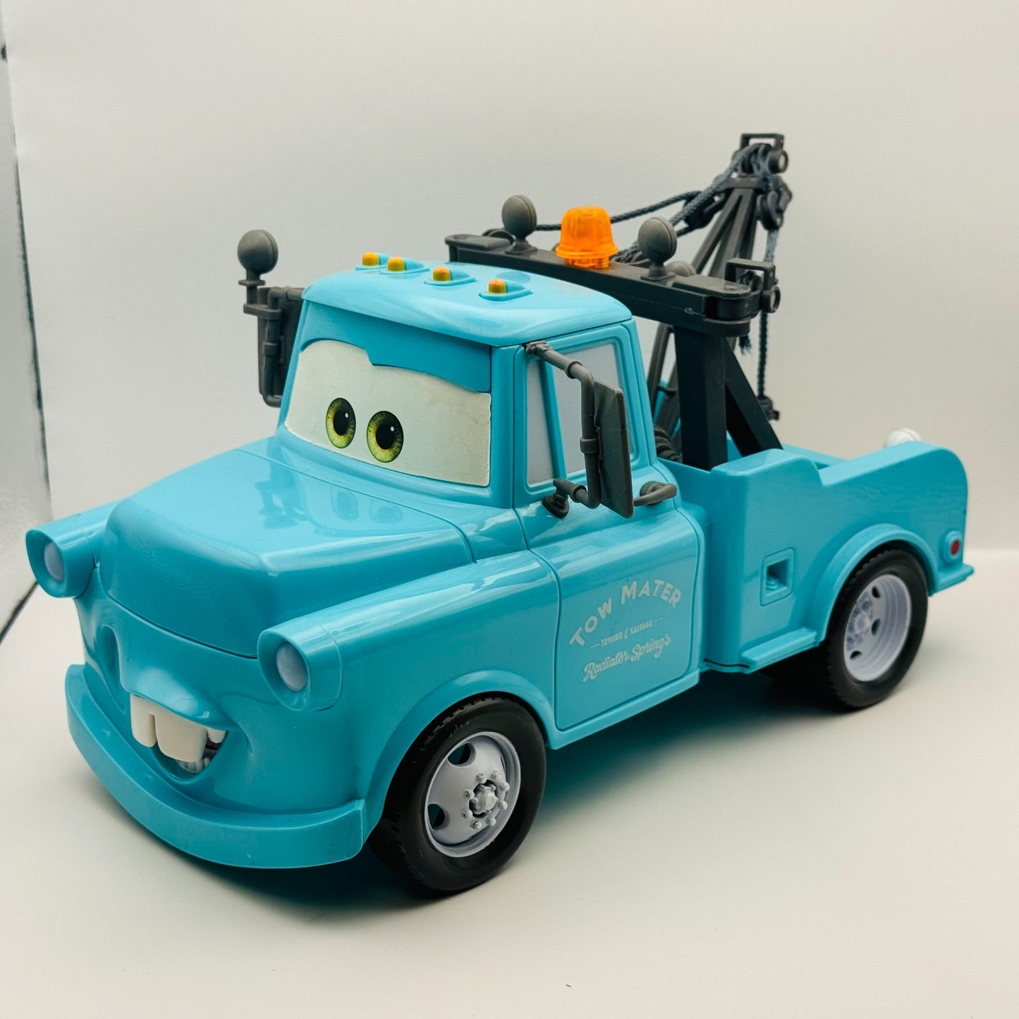 Disney Pixar Cars LARGE 11" BRAND NEW MATER Broke Cable* Supercharged 1:18 Scale