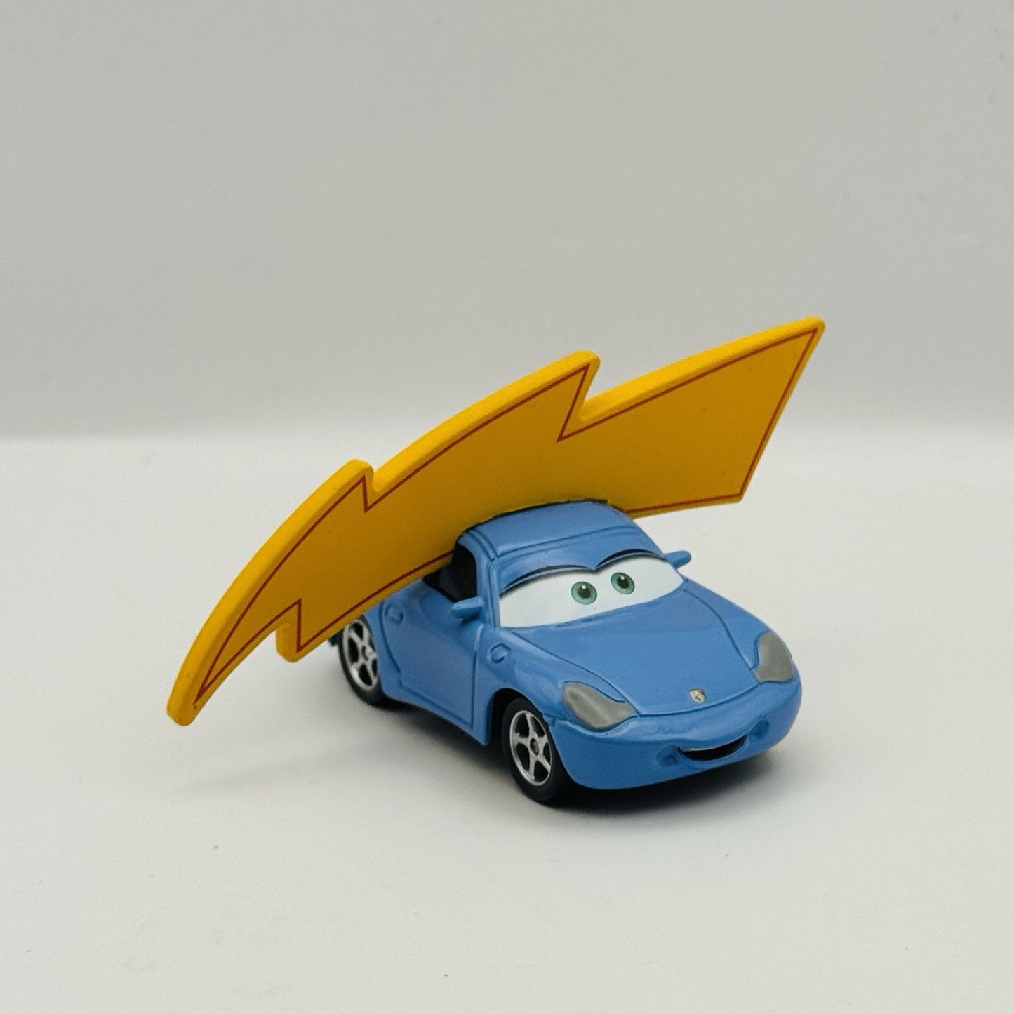 Disney Pixar Cars - FAN FAVORITES SALLY WITH LIGHTNING BOLT Custom 1:55 Diecast