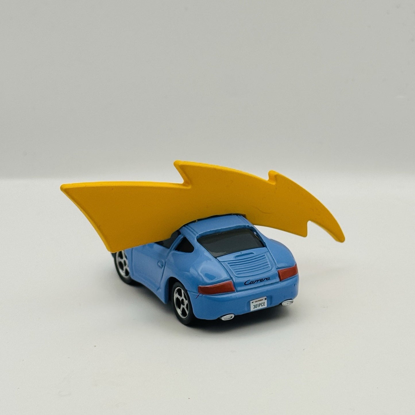 Disney Pixar Cars - FAN FAVORITES SALLY WITH LIGHTNING BOLT Custom 1:55 Diecast