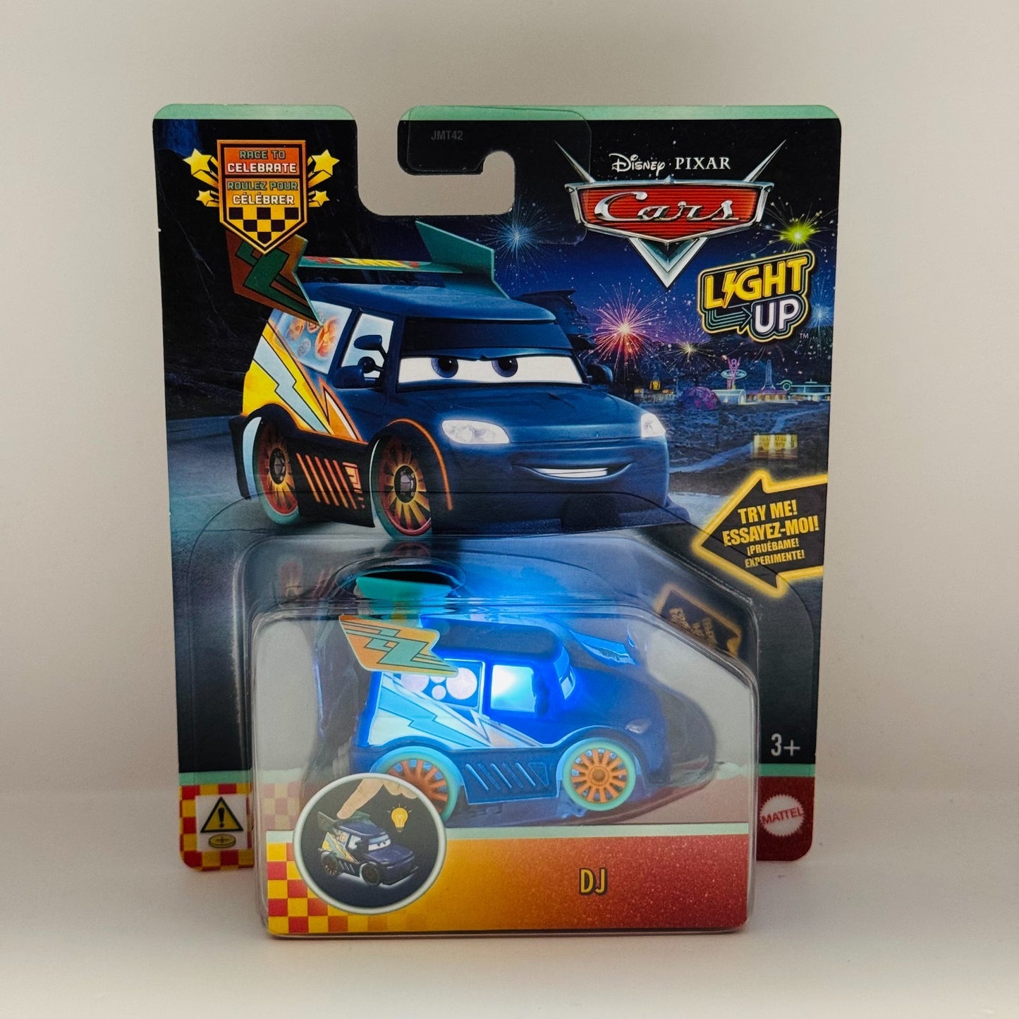 Disney Pixar Cars - RACE TO CELEBRATE LIGHT-UP DJ - 1:55 Scale