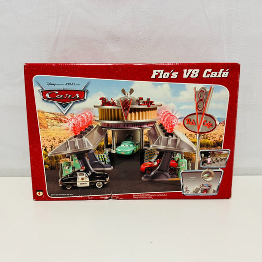 Disney Pixar Cars - RADIATOR SPRINGS LIGHT-UP FLO'S V8 CAFE 2006 - 1:55 Diecast