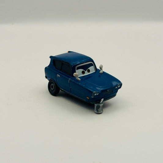 Disney Pixar Cars - TOMBER WITH OIL CAN Paris Espionage Cars 2 2011 1:55 Diecast
