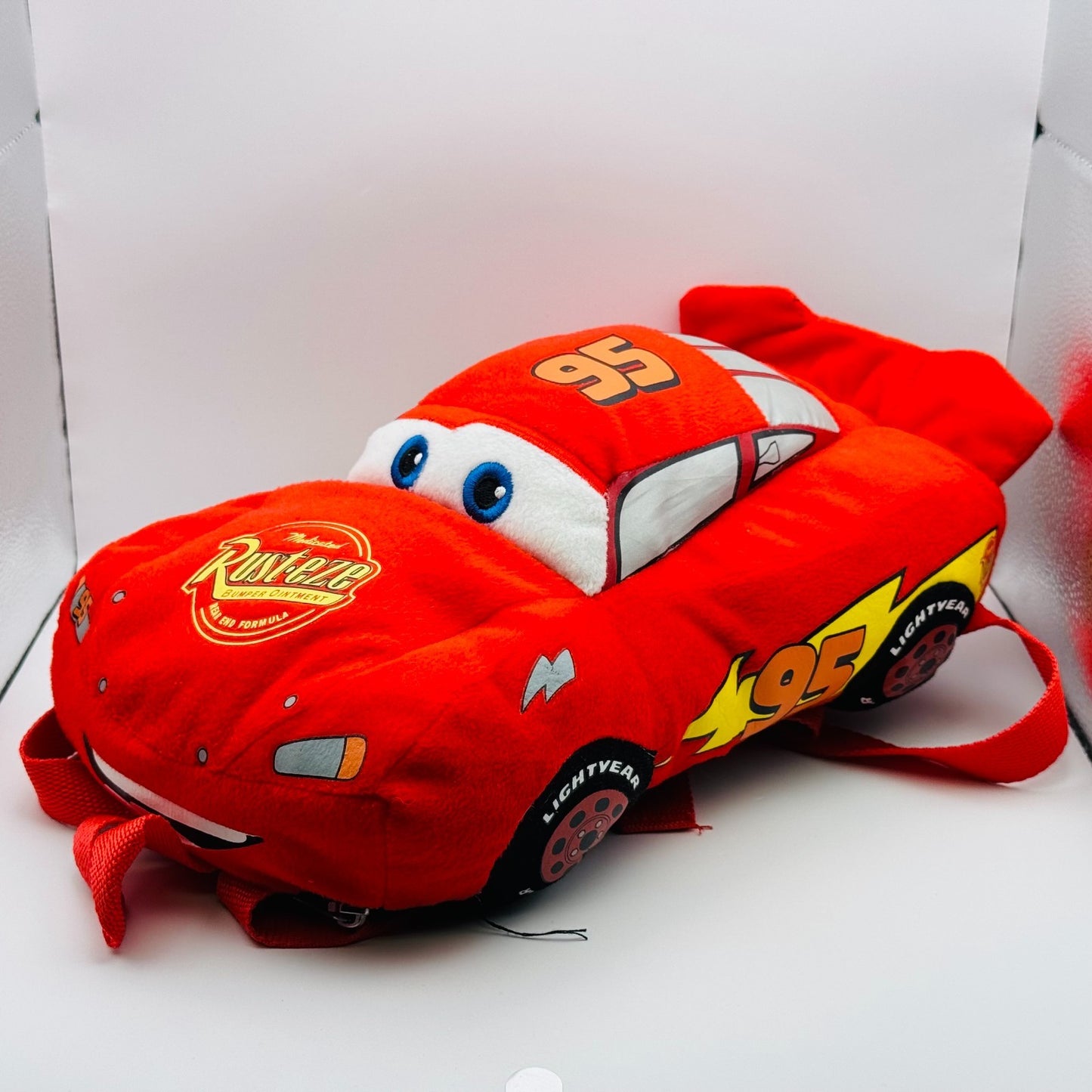 Disney Pixar Cars - LIGHTNING MCQUEEN BACKPACK PLUSH PILLOW 2010